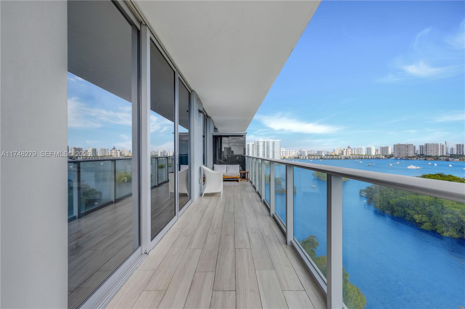 16385 Biscayne Blvd 1221 Property Photo 37