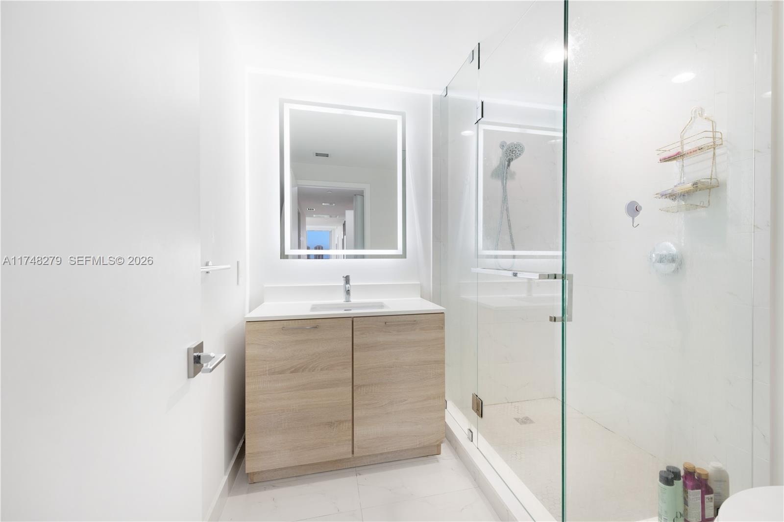 16385 Biscayne Blvd 1221 Property Photo 45