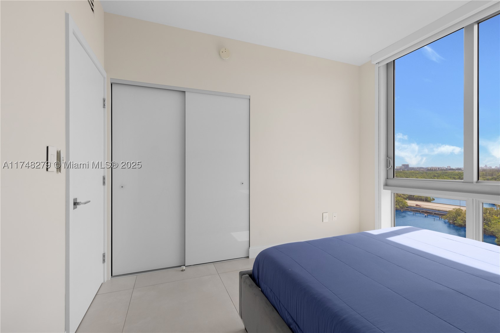 16385 Biscayne Blvd 1221 Property Photo 47