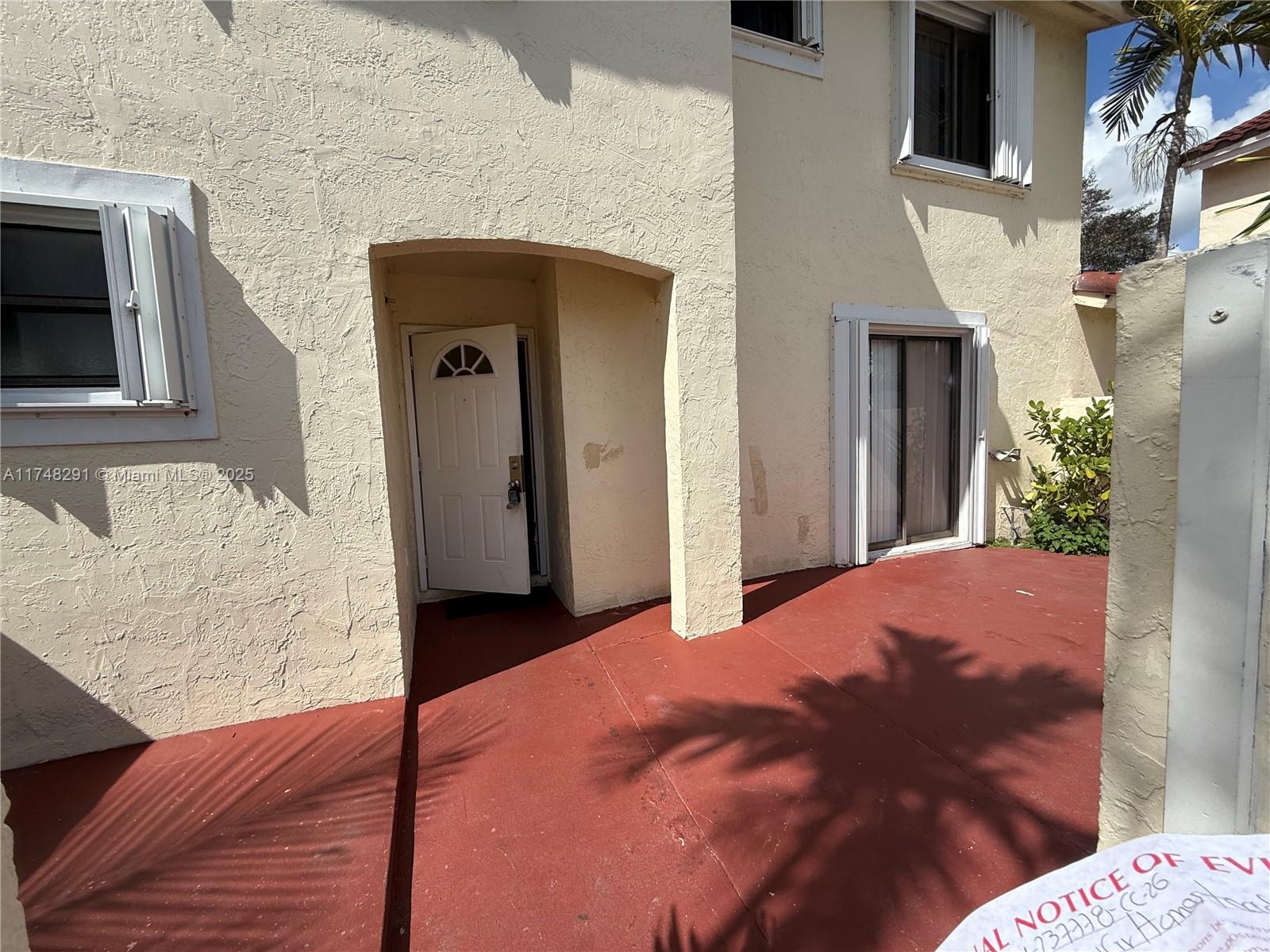 3208 San Remo Cir 3208 Property Photo 1