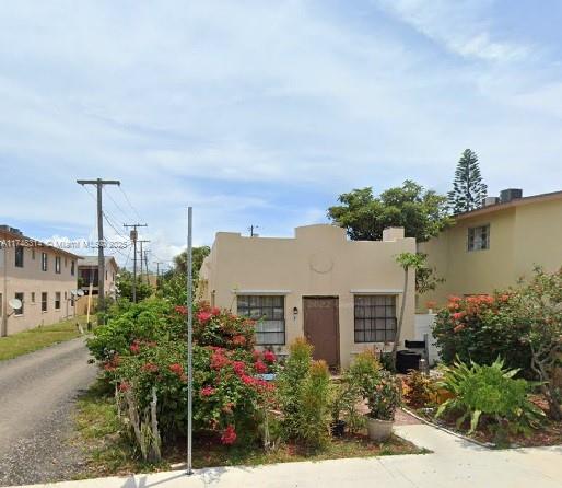 8 S C St Property Photo
