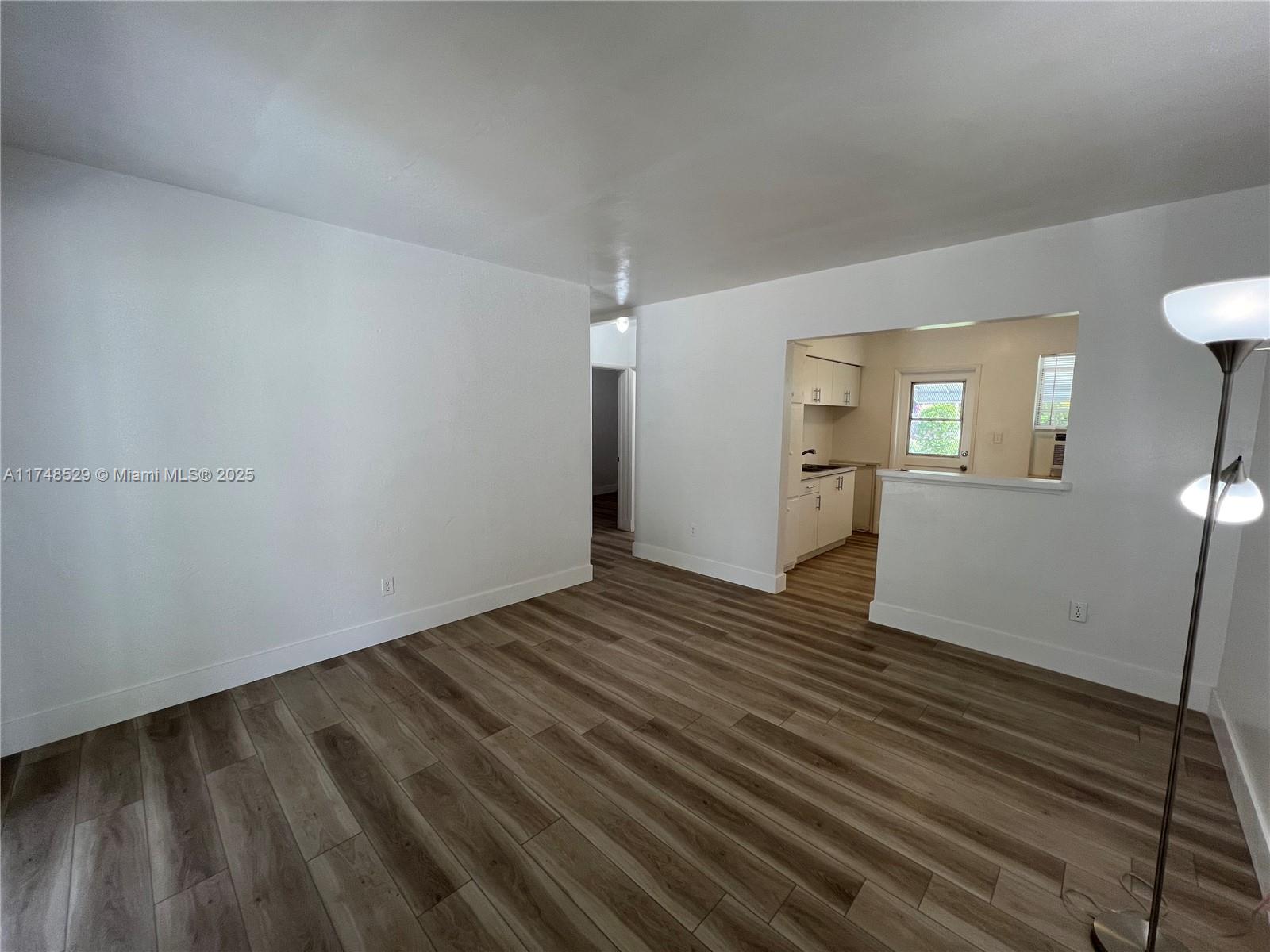 10515 Nw 12th Ave 10517 Property Photo 1