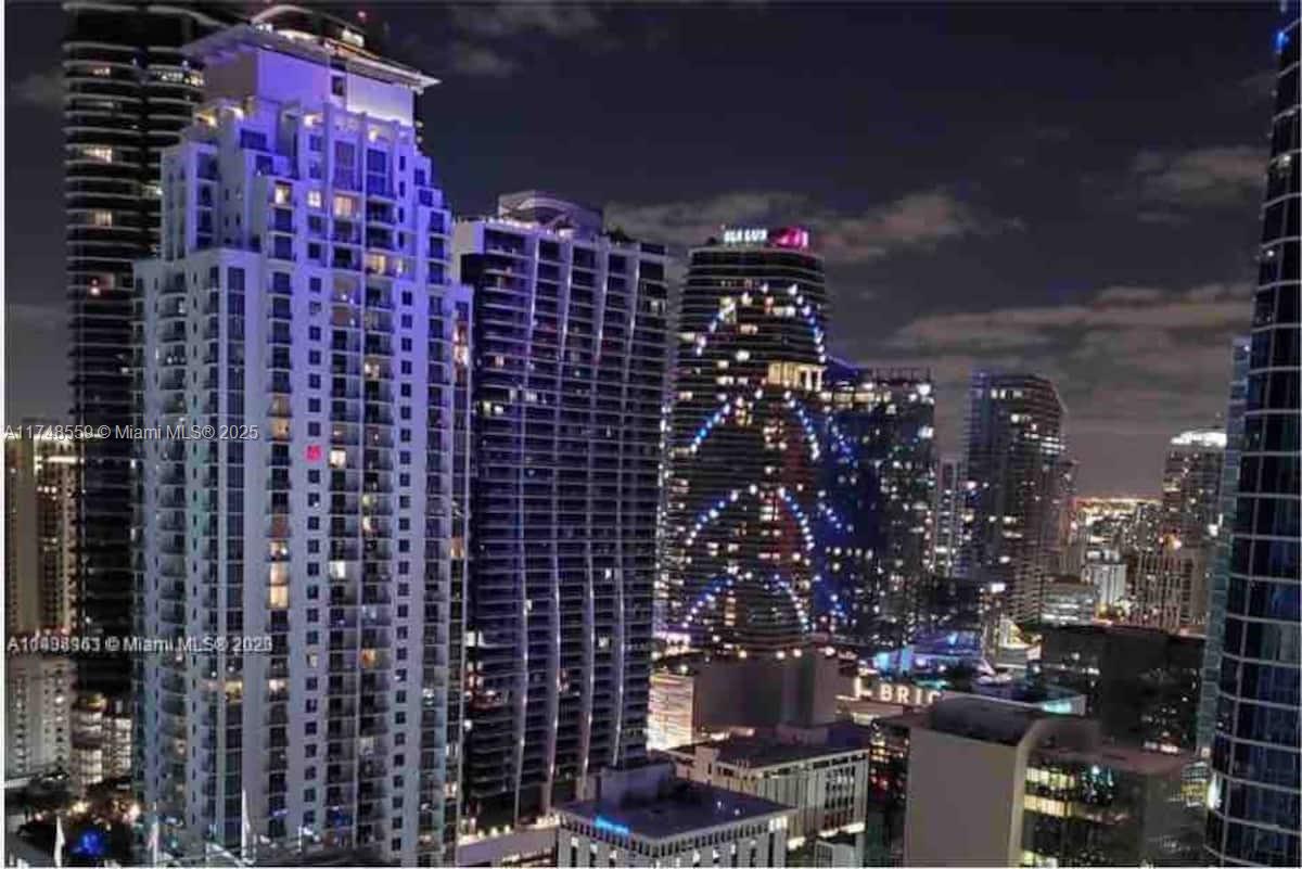 1200 Brickell Bay Dr 3924 Property Photo 1