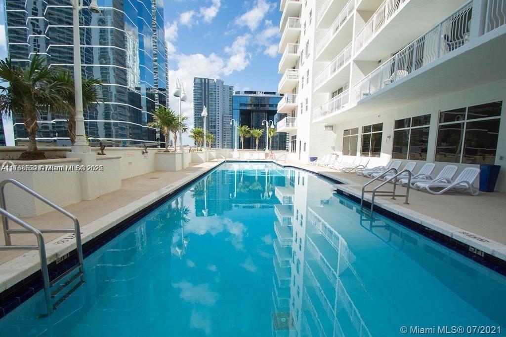 1200 Brickell Bay Dr 3924 Property Photo 3