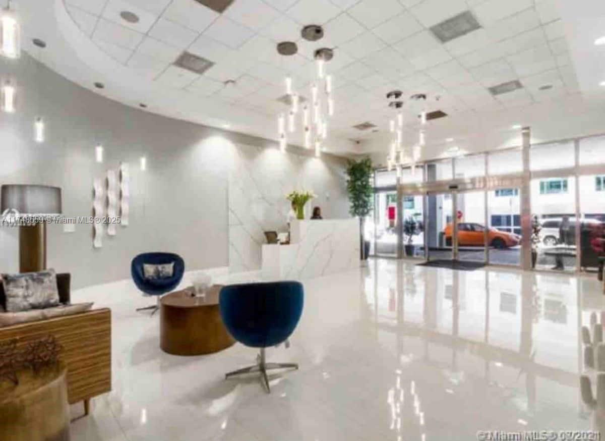 1200 Brickell Bay Dr 3924 Property Photo 17