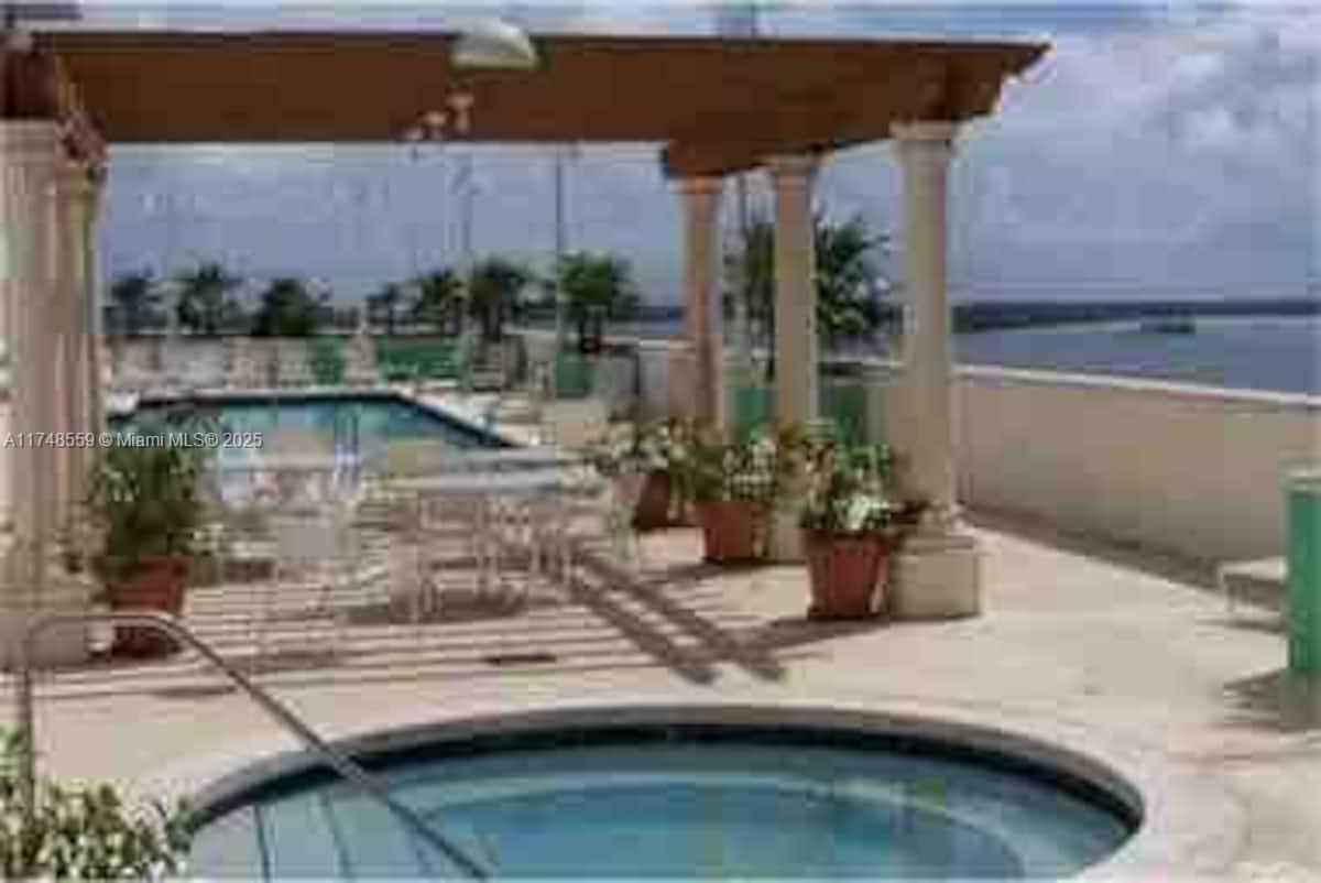 1200 Brickell Bay Dr 3924 Property Photo 18