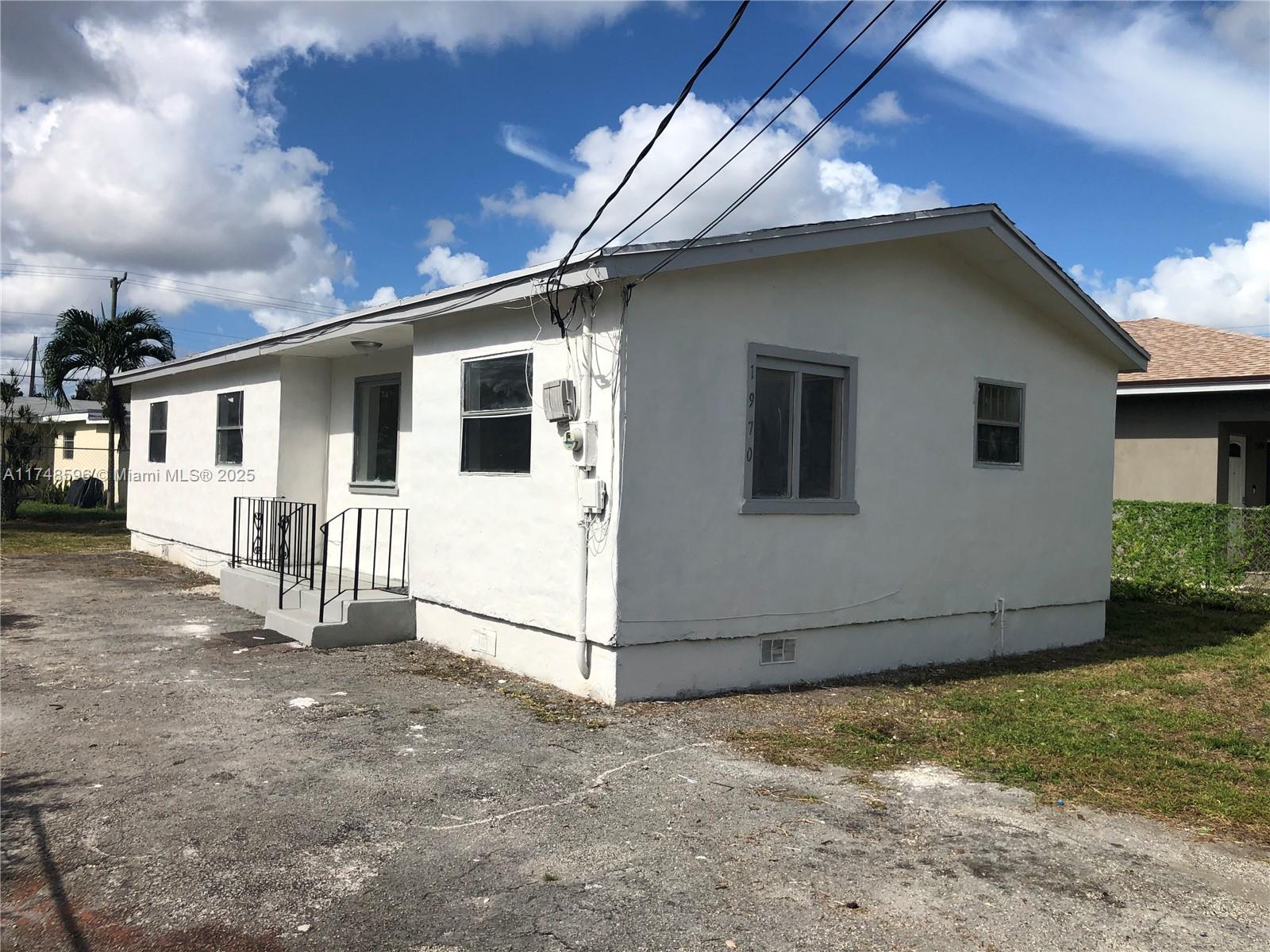 1970 Nw 153rd St Property Photo
