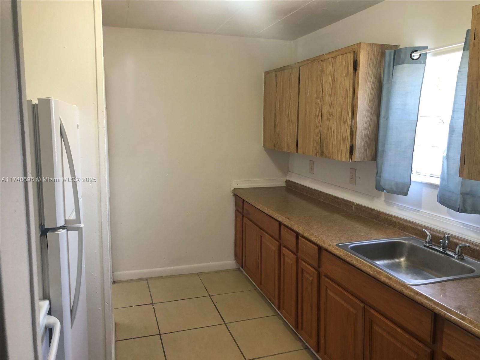 1970 Nw 153rd St Property Photo 5