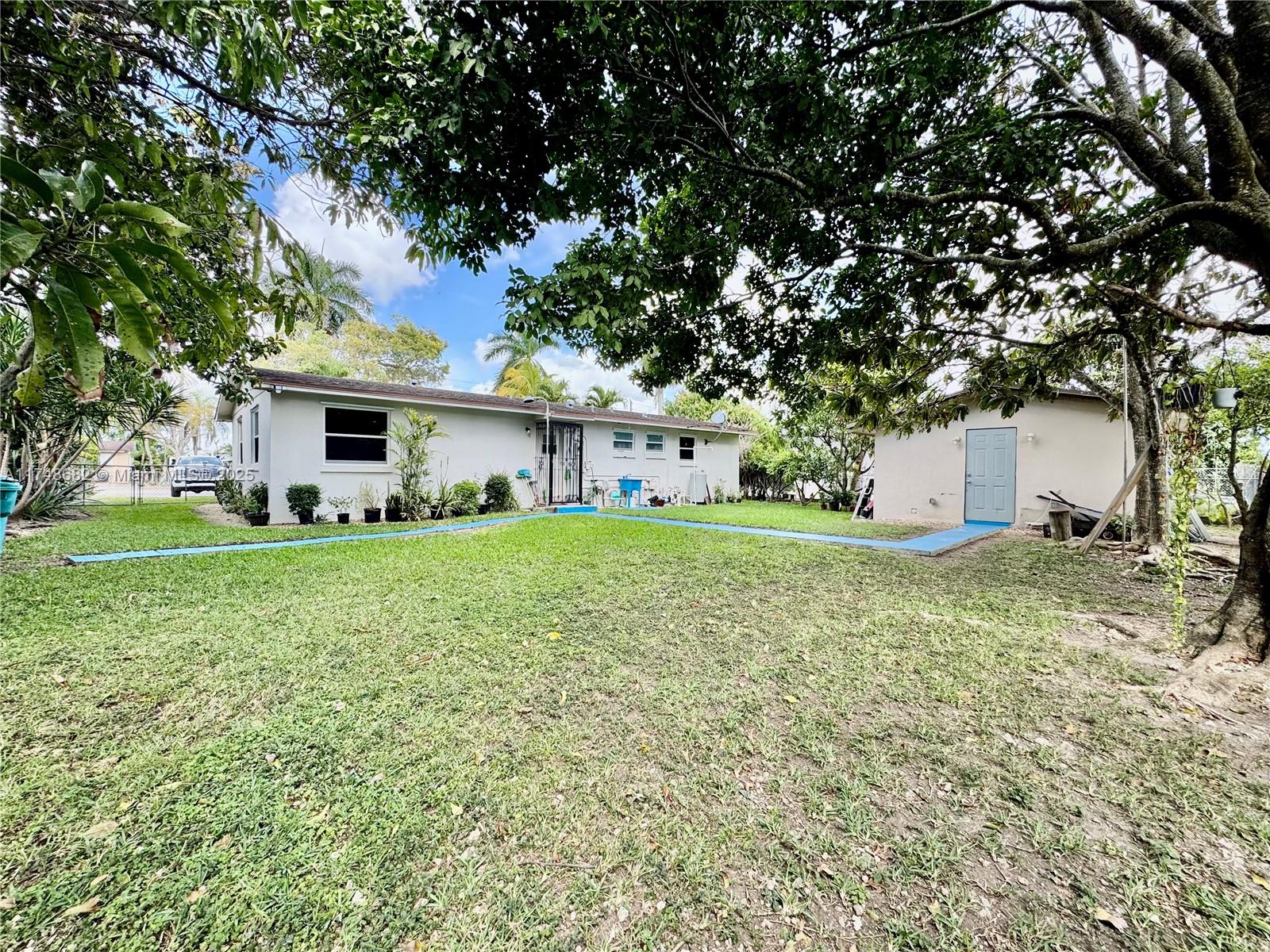 15600 Sw 296th St Property Photo 17