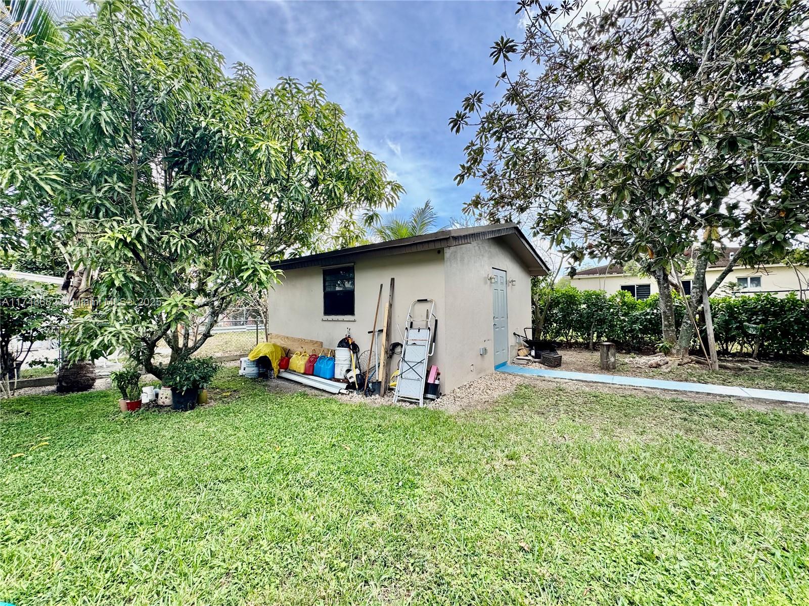 15600 Sw 296th St Property Photo 19