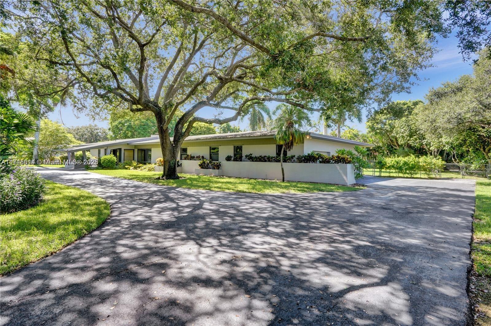 6220 Sw 123rd Ter Property Photo