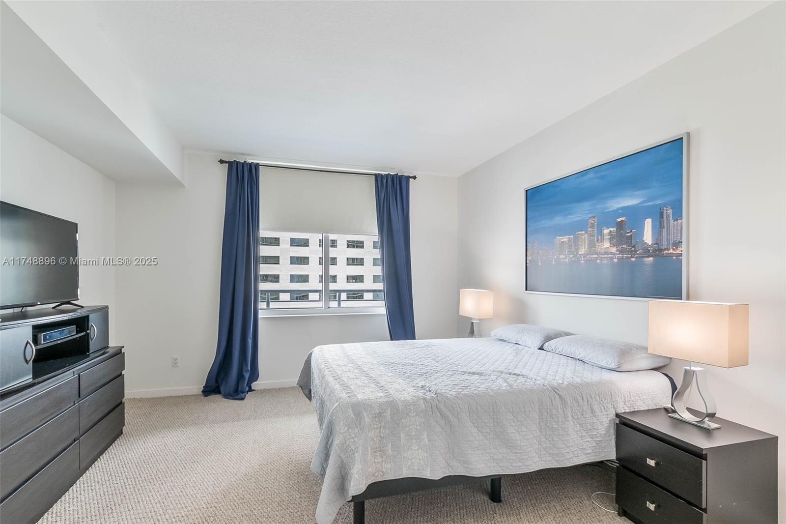 335 S Biscayne Blvd 2402 Property Photo 13