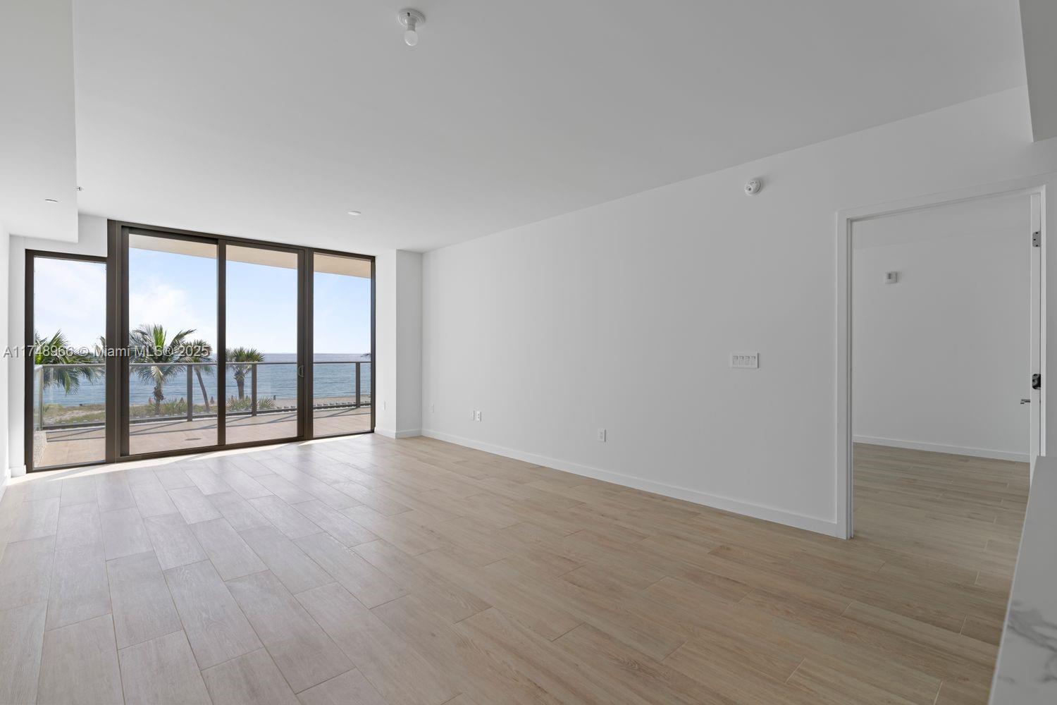 1116 N Ocean Blvd 304 Property Photo 12
