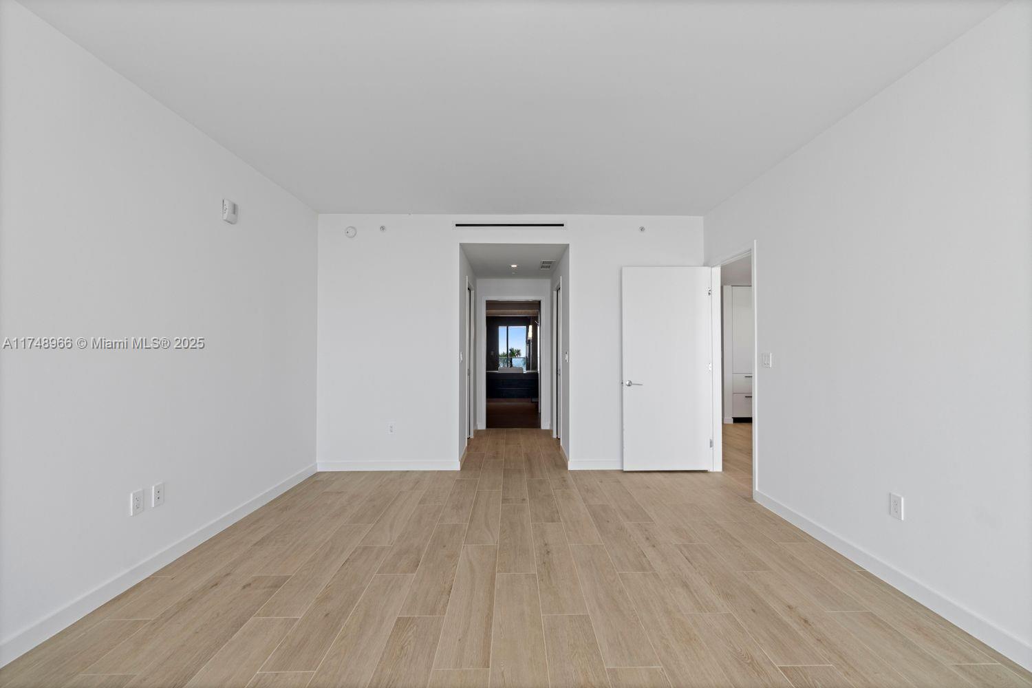 1116 N Ocean Blvd 304 Property Photo 14