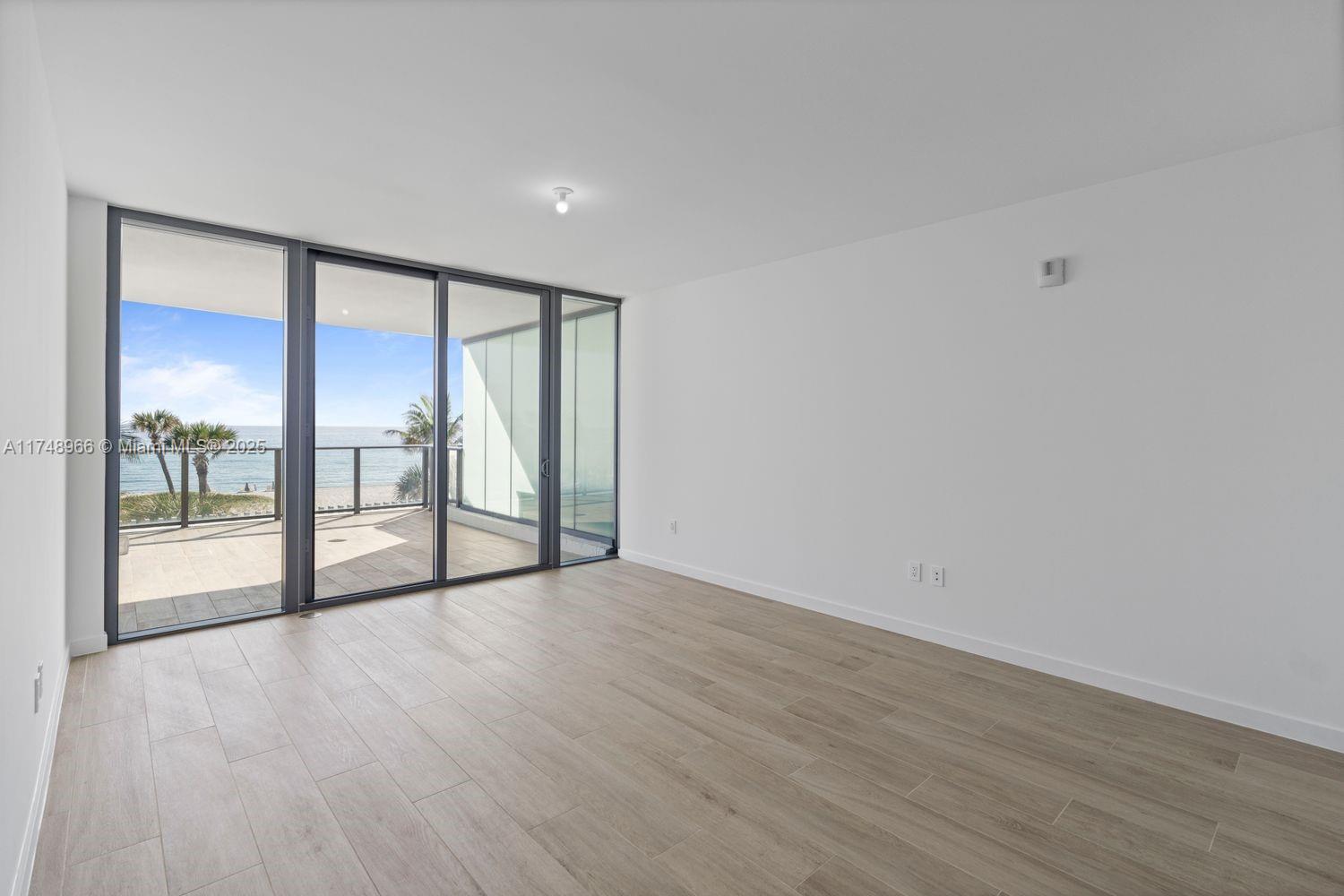 1116 N Ocean Blvd 304 Property Photo 20