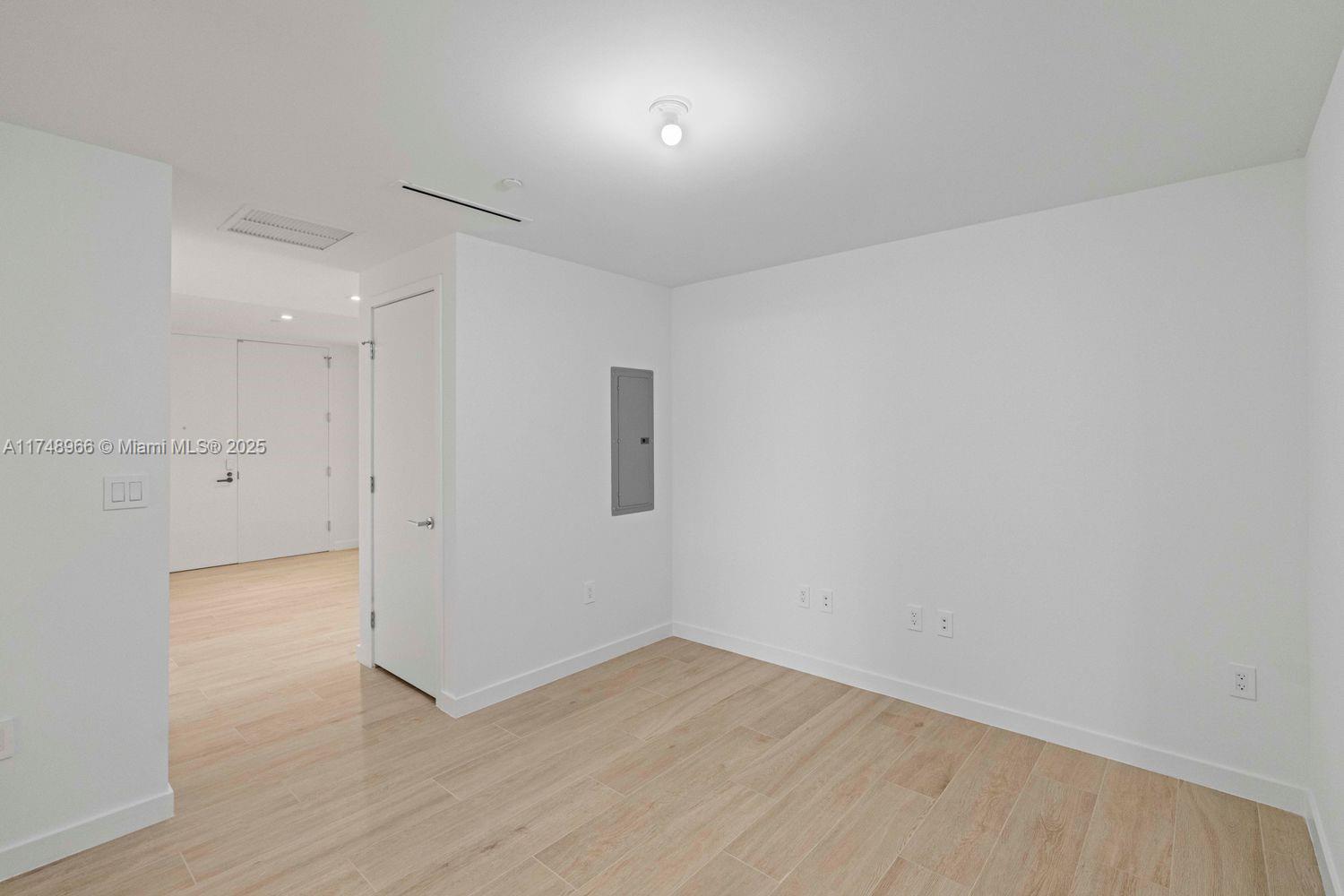1116 N Ocean Blvd 304 Property Photo 24