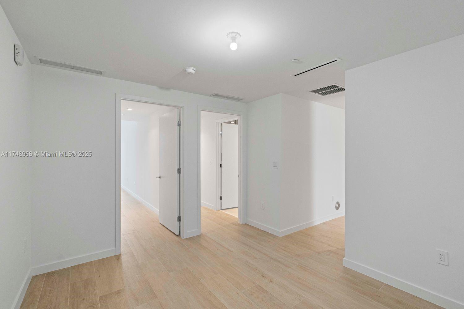 1116 N Ocean Blvd 304 Property Photo 25