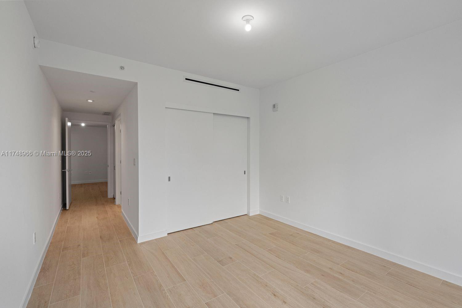1116 N Ocean Blvd 304 Property Photo 28