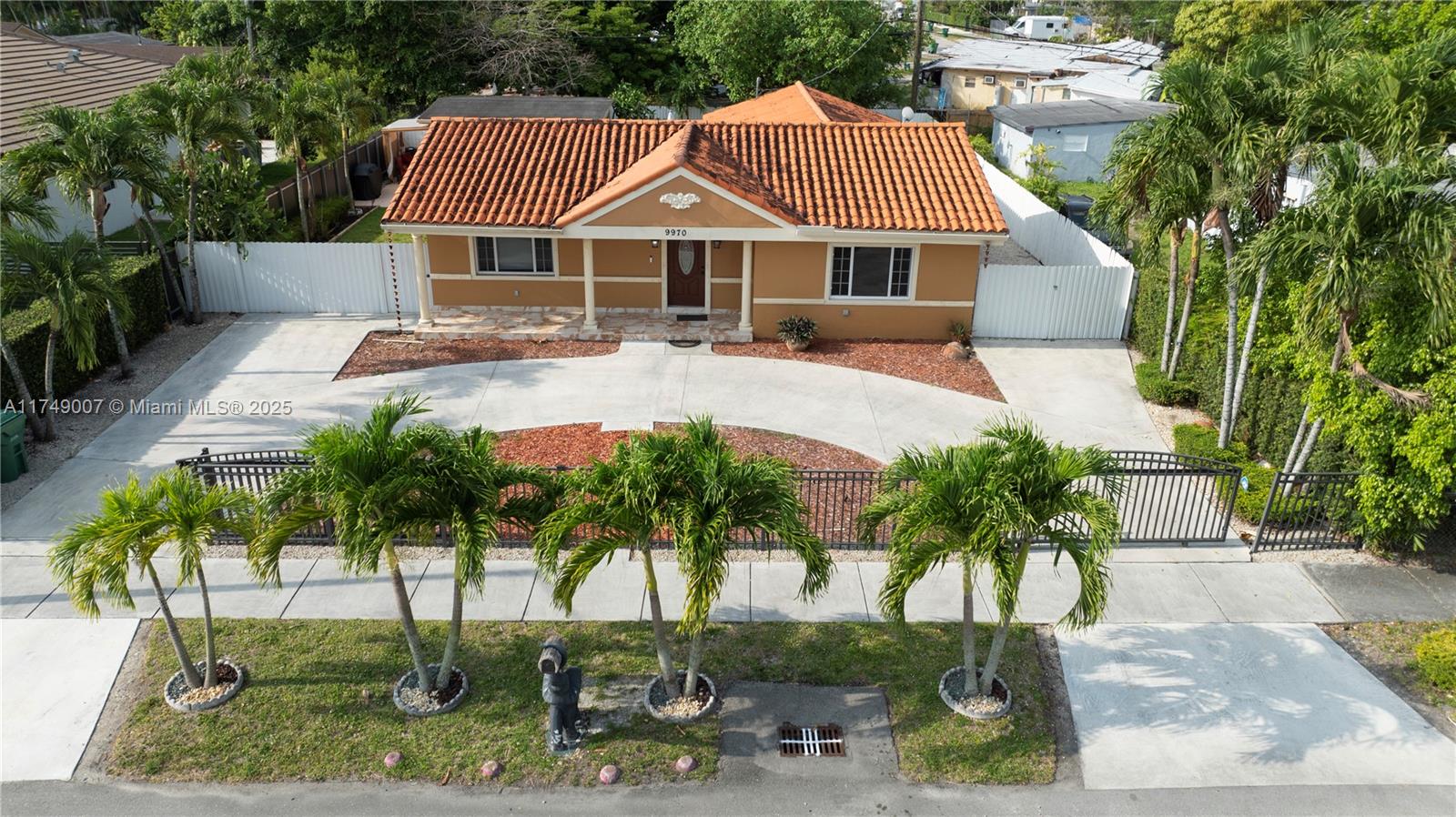 A11749007 Property Photo