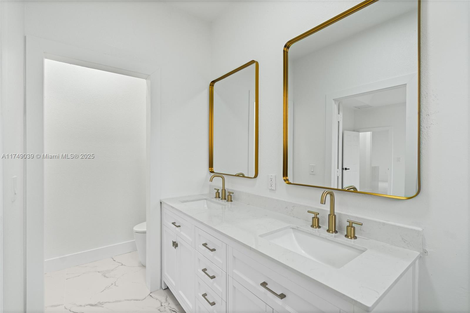 10721 Sw 240th Ter Property Photo 24