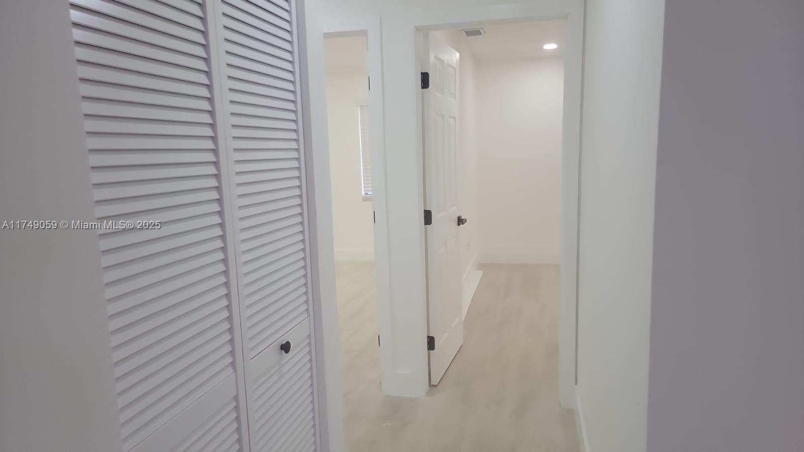 3311 San Remo Cir 3311 Property Photo 5