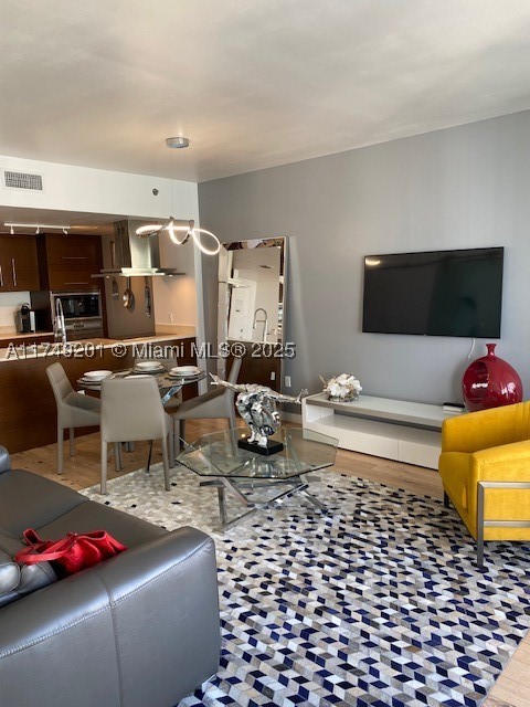 485 Brickell Ave 2603 Property Photo 1