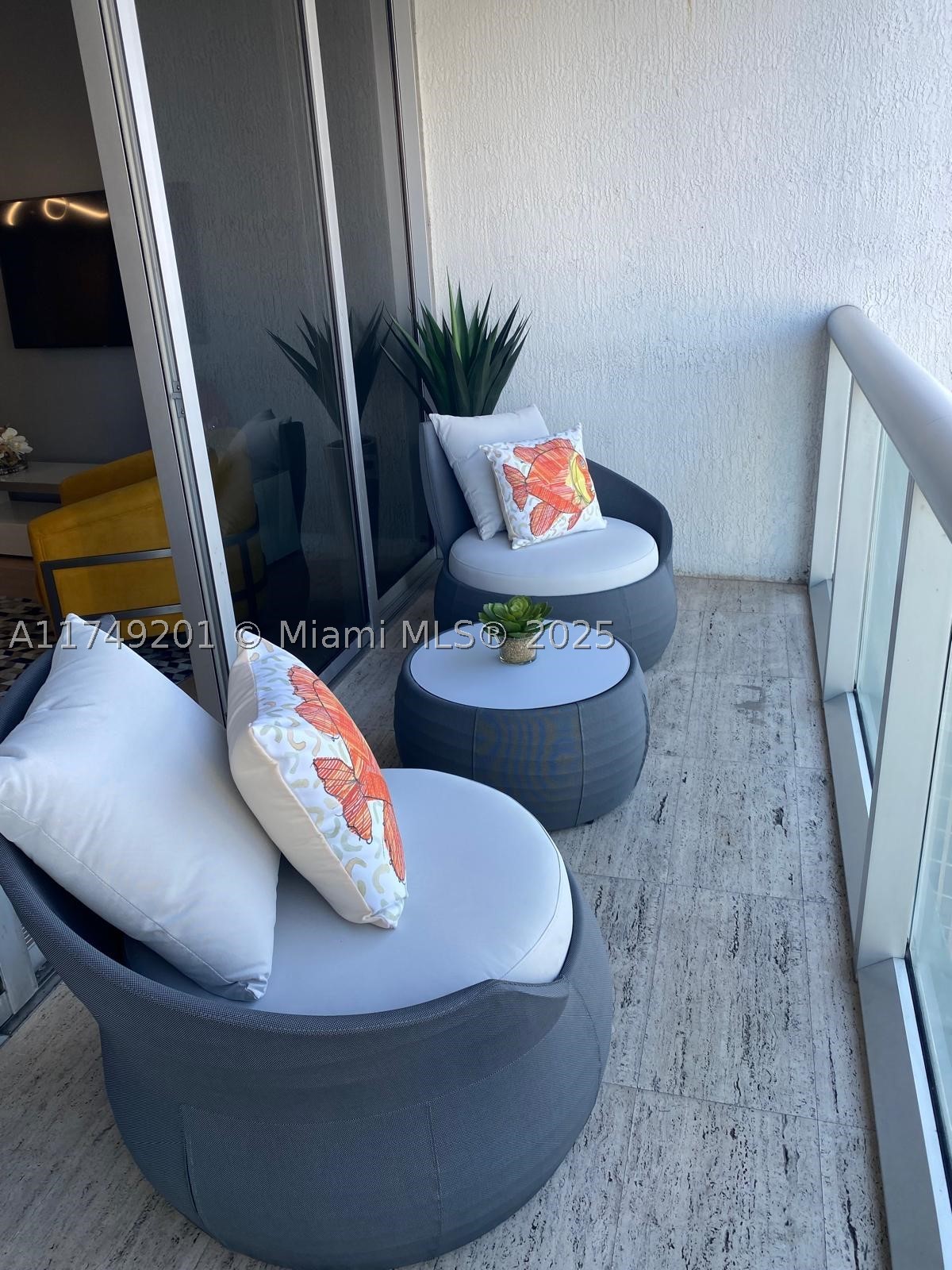 485 Brickell Ave 2603 Property Photo 10