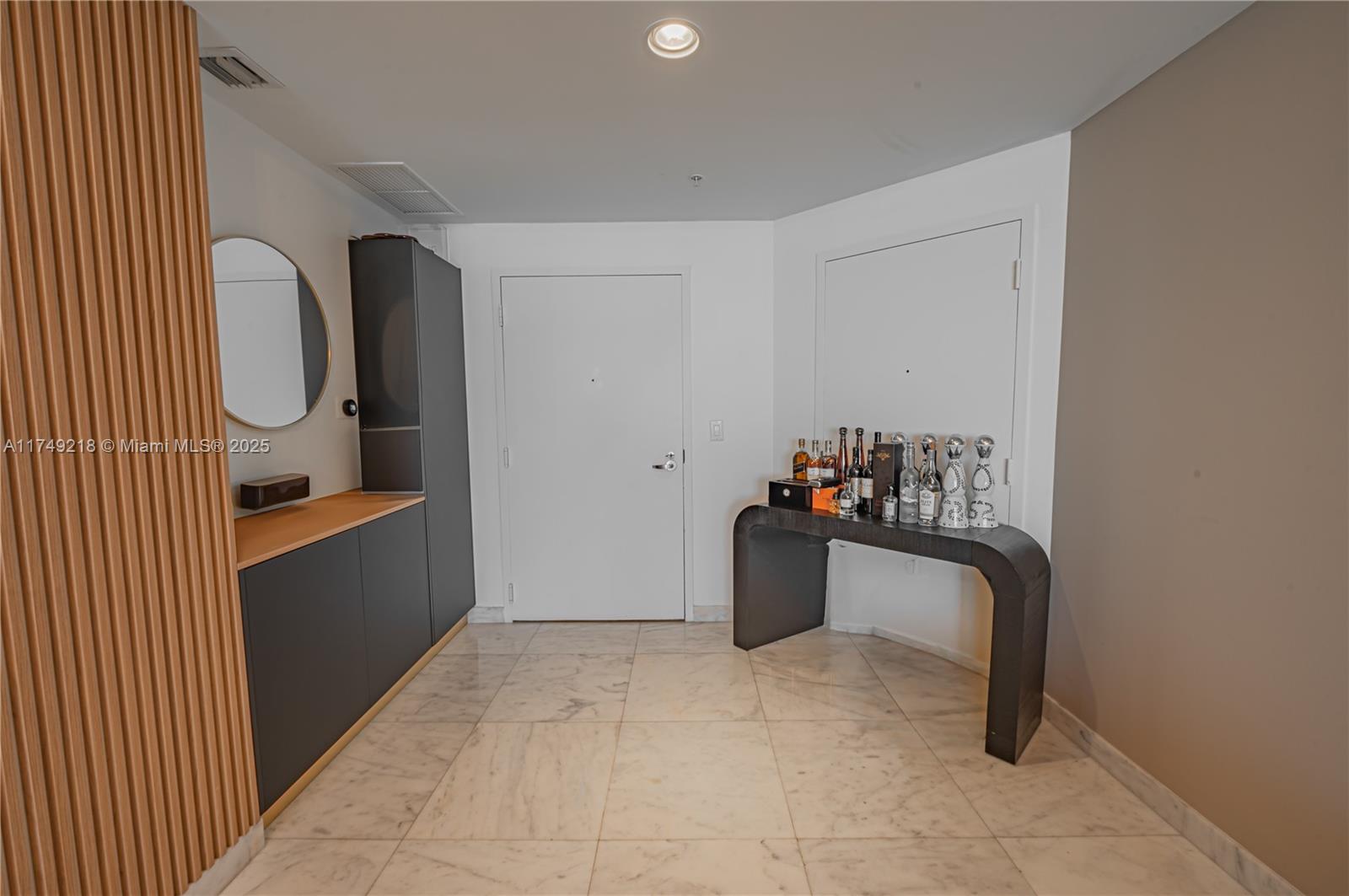 18201 Collins Ave 1201 Property Photo 3