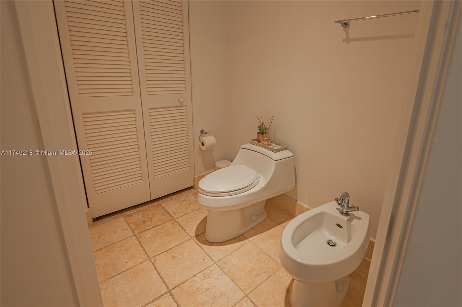 18201 Collins Ave 1201 Property Photo 36