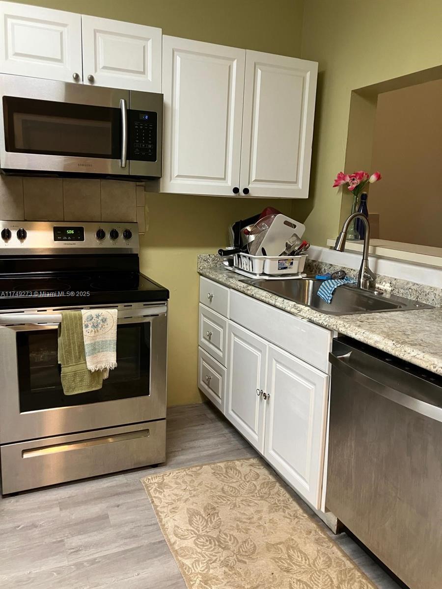 2326 Sw 82nd Ter Property Photo 13