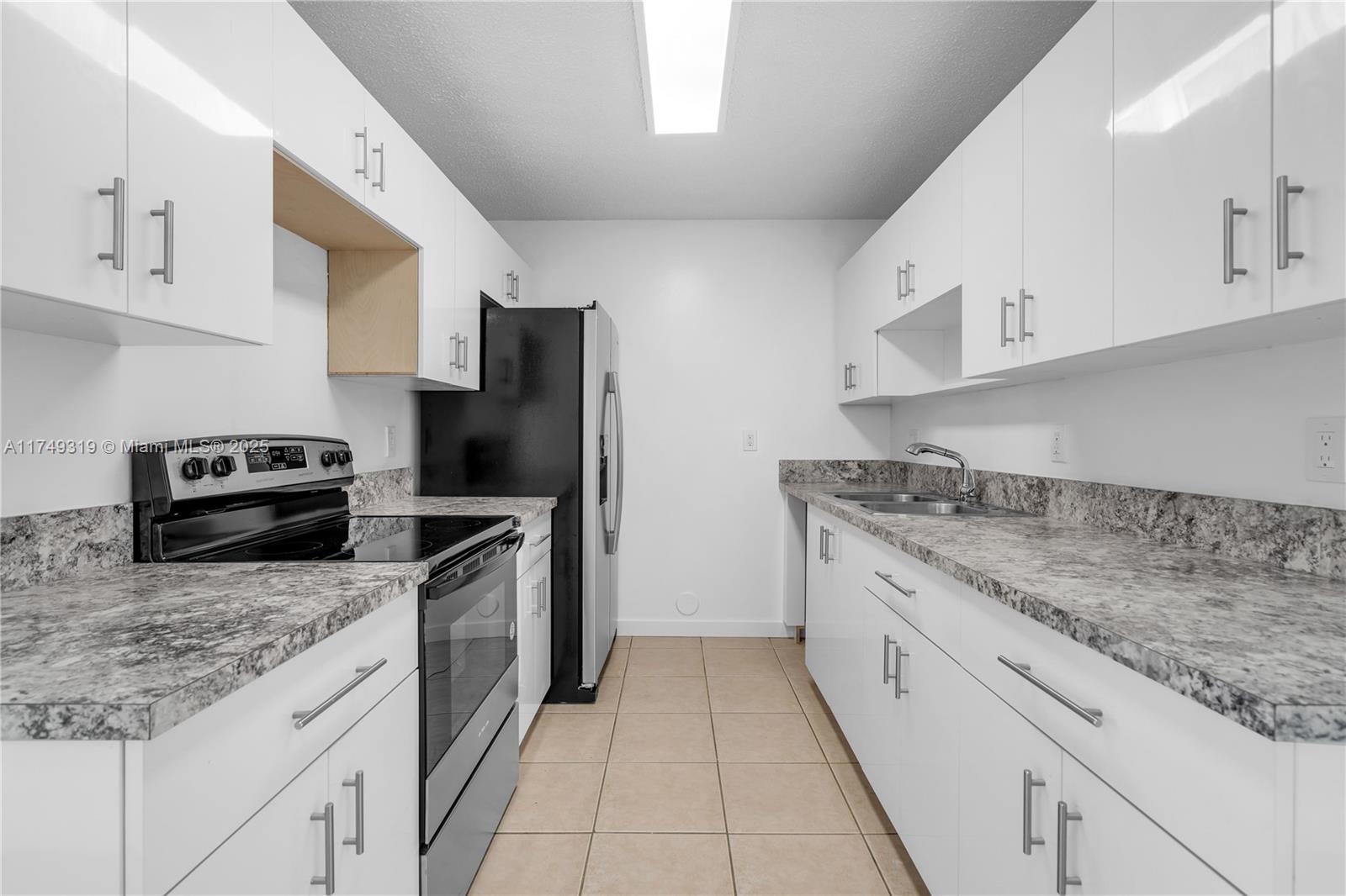 25740 Sw 127 Pl Property Photo 2