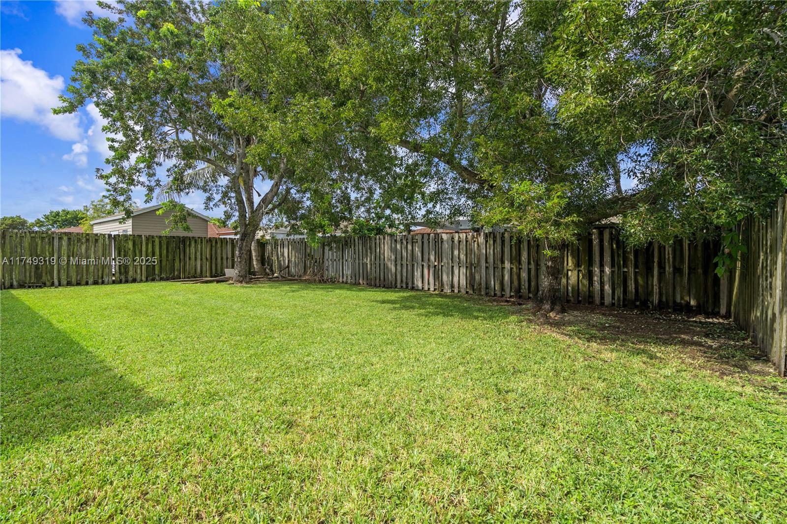 25740 Sw 127 Pl Property Photo 3