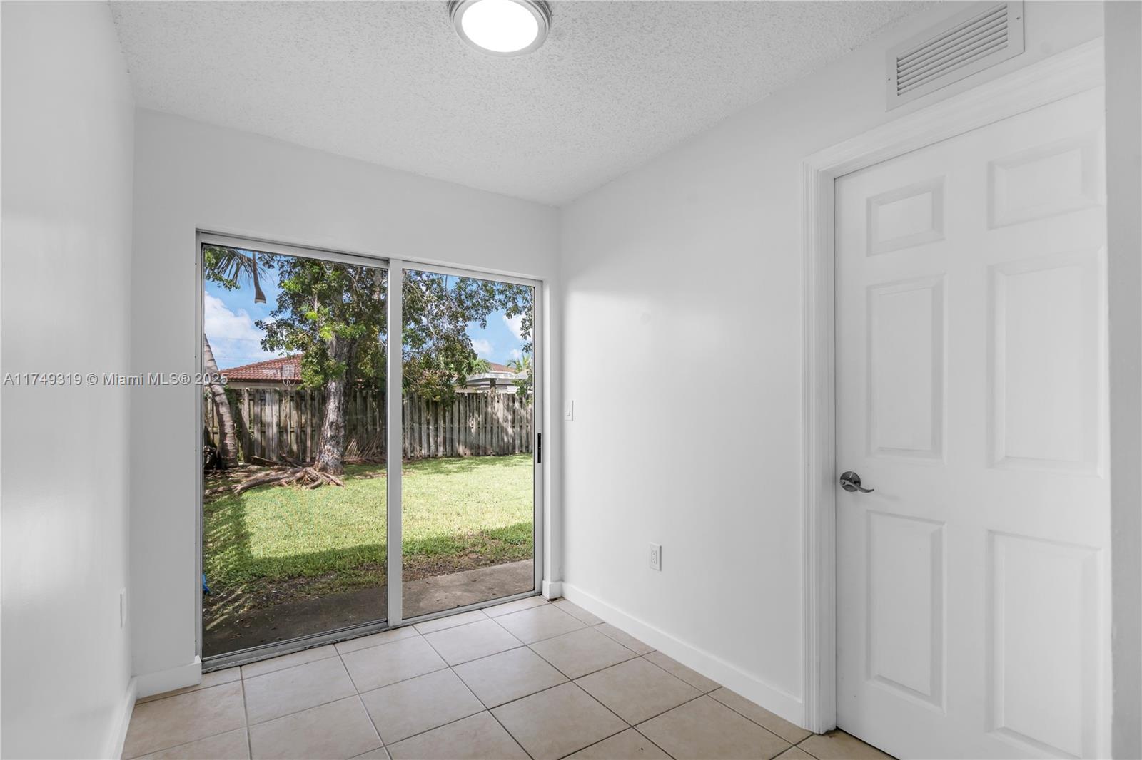 25740 Sw 127 Pl Property Photo 11