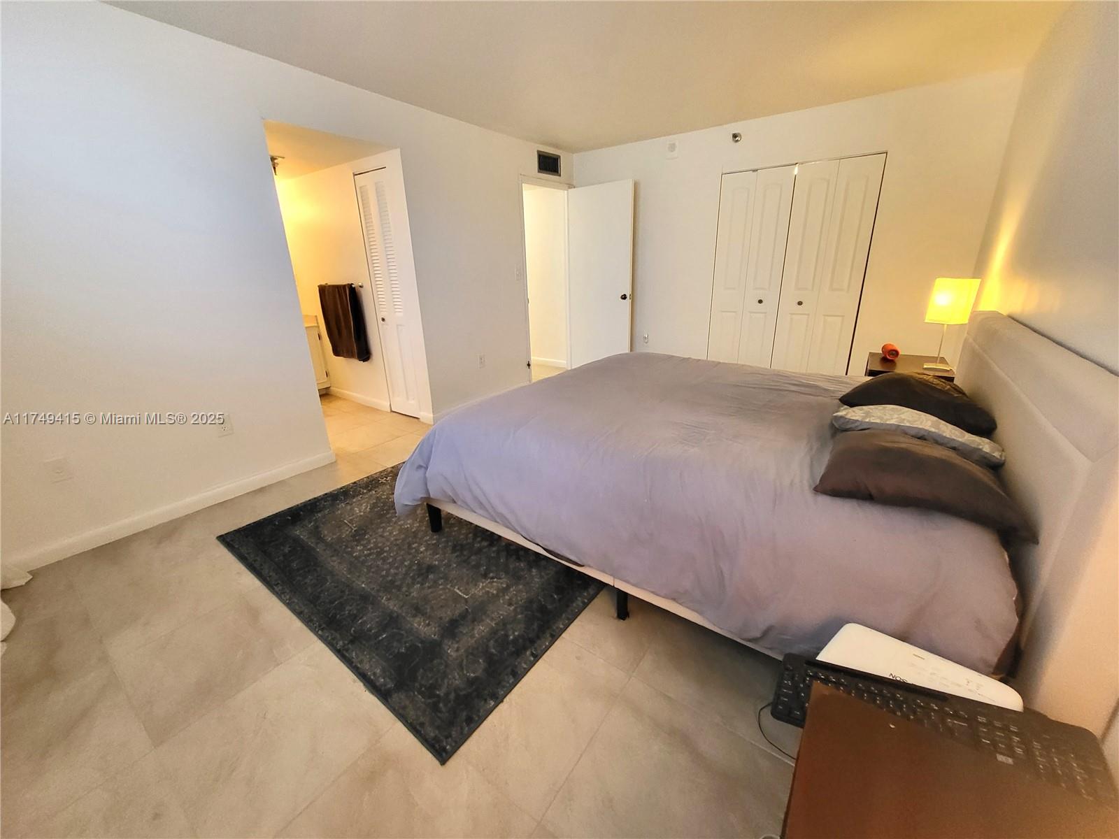1623 Collins Ave 614 Property Photo 7