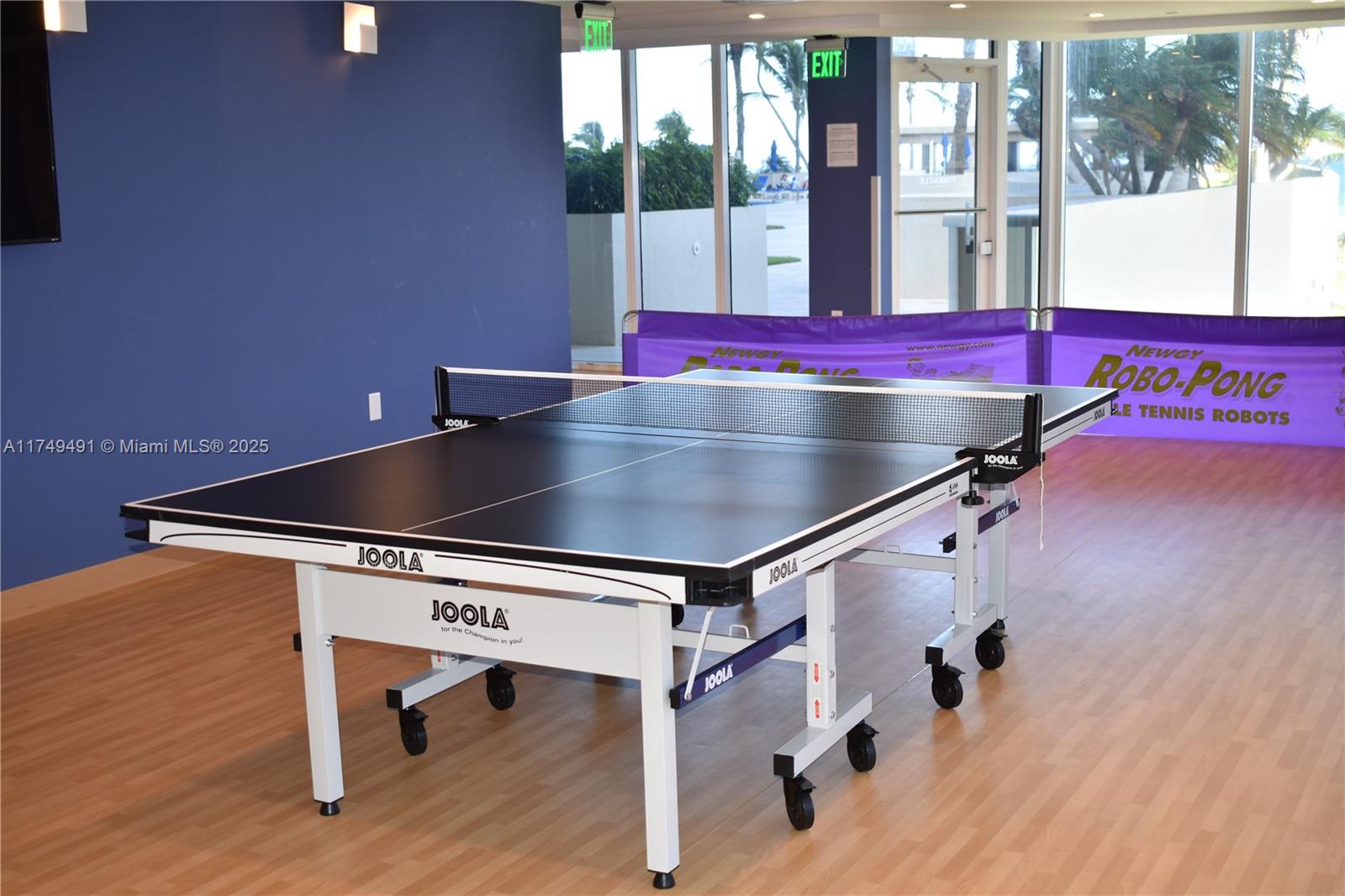 17555 Collins Ave 406 Property Photo 24