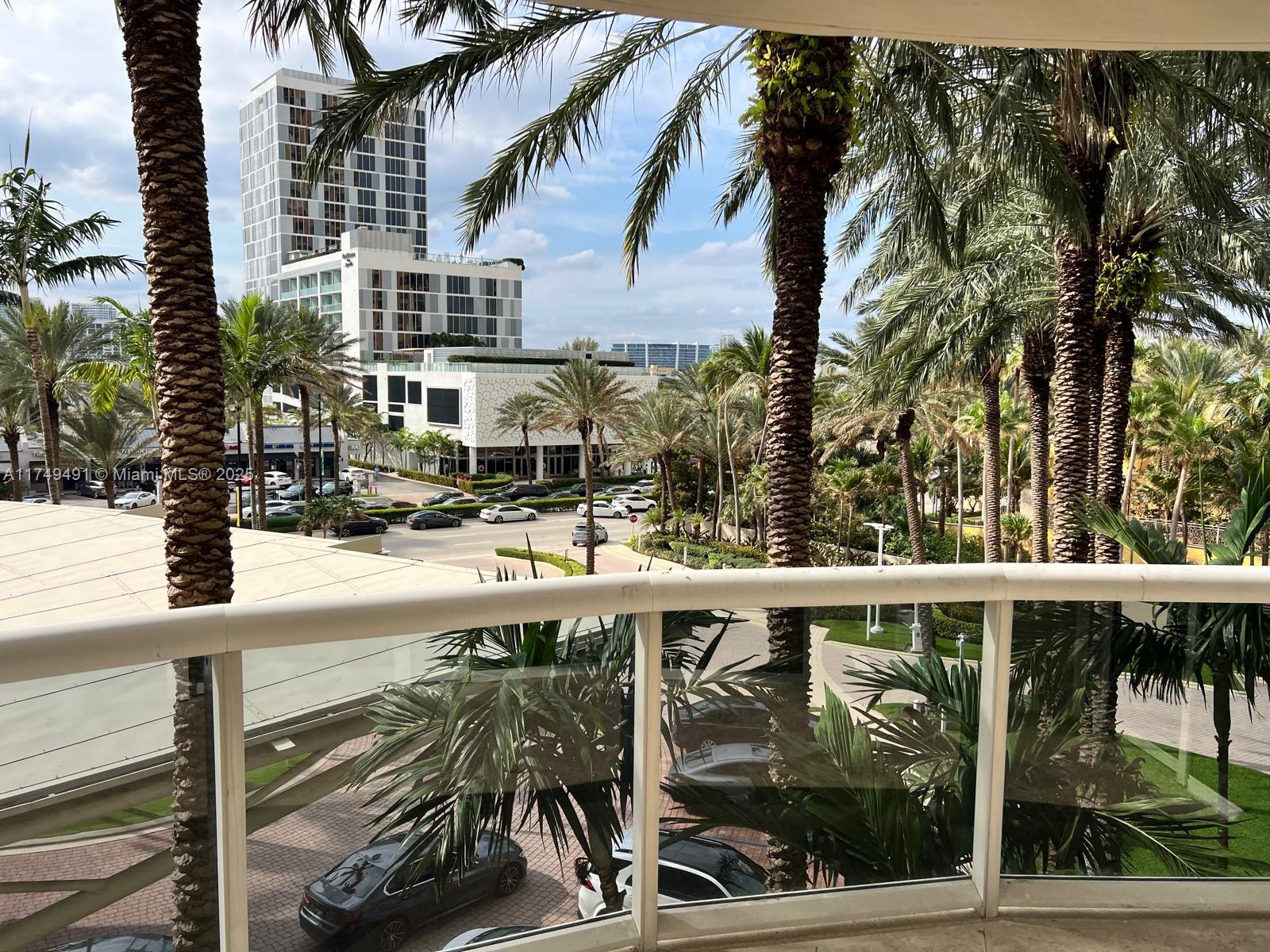 17555 Collins Ave 406 Property Photo 40