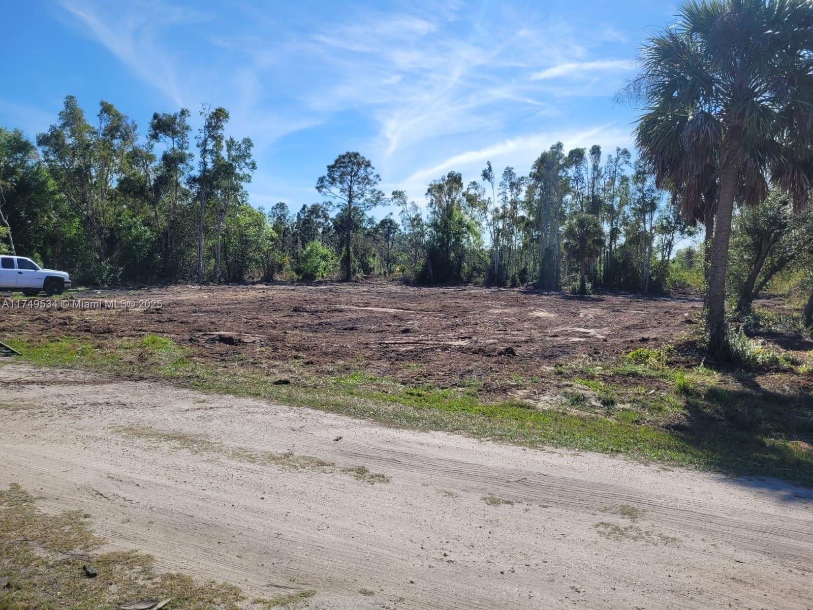 12671 Siesta Dr Property Photo