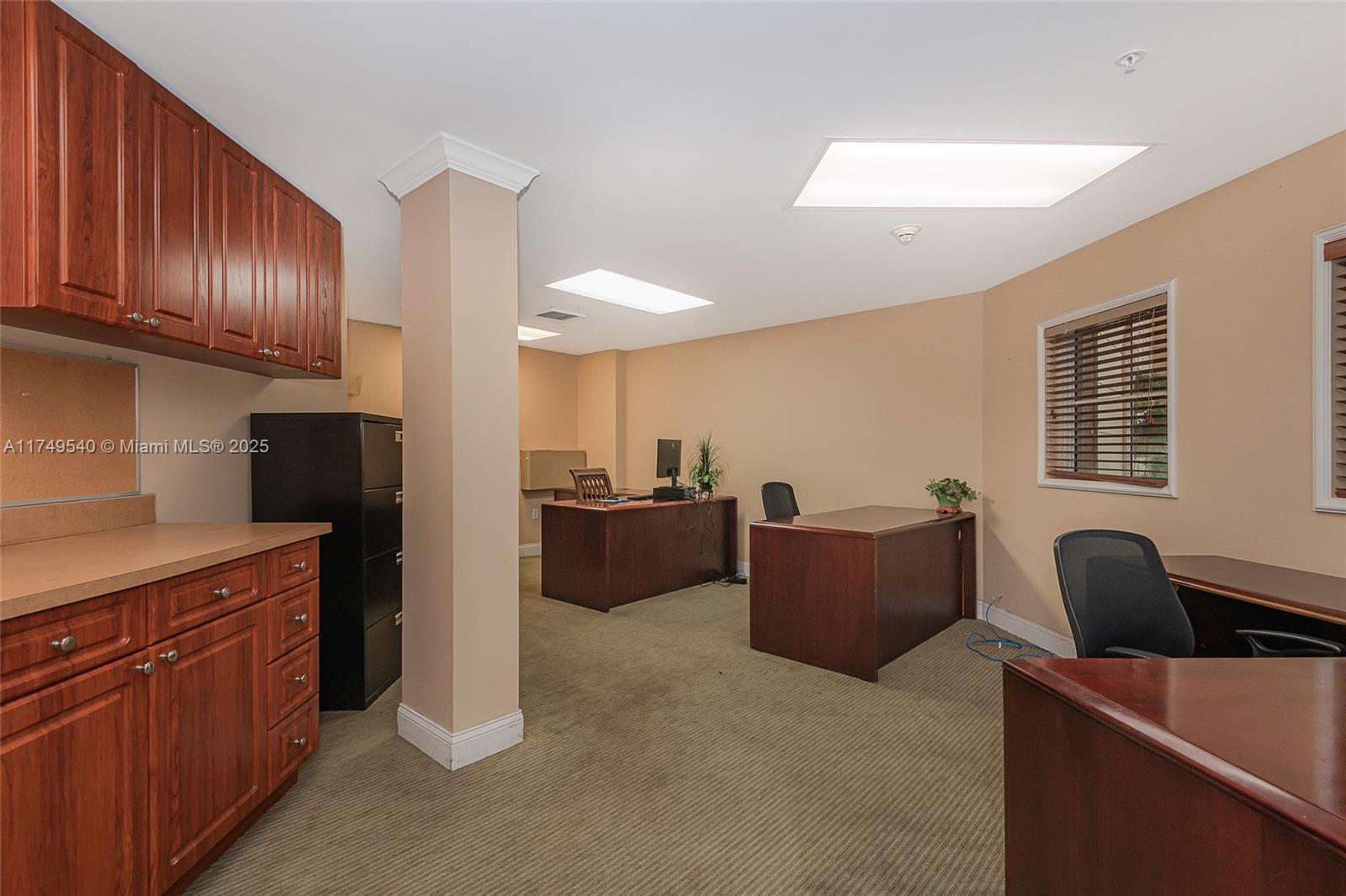 17100 N Bay Property Photo 4