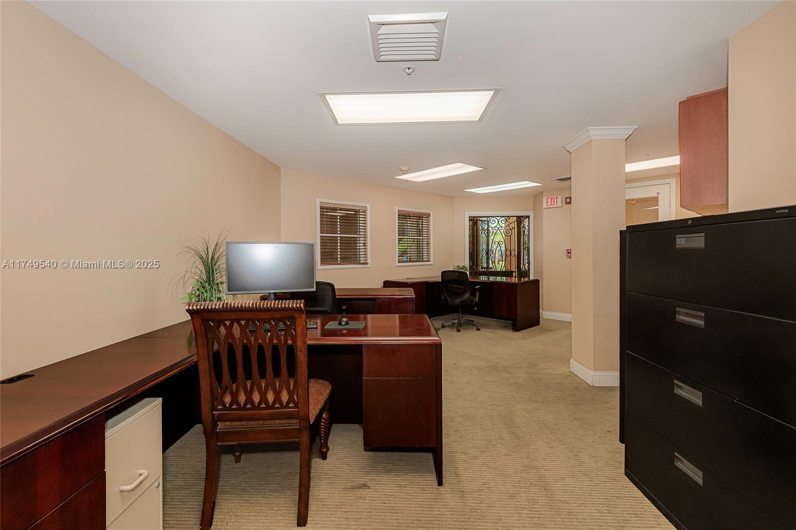 17100 N Bay Property Photo 8