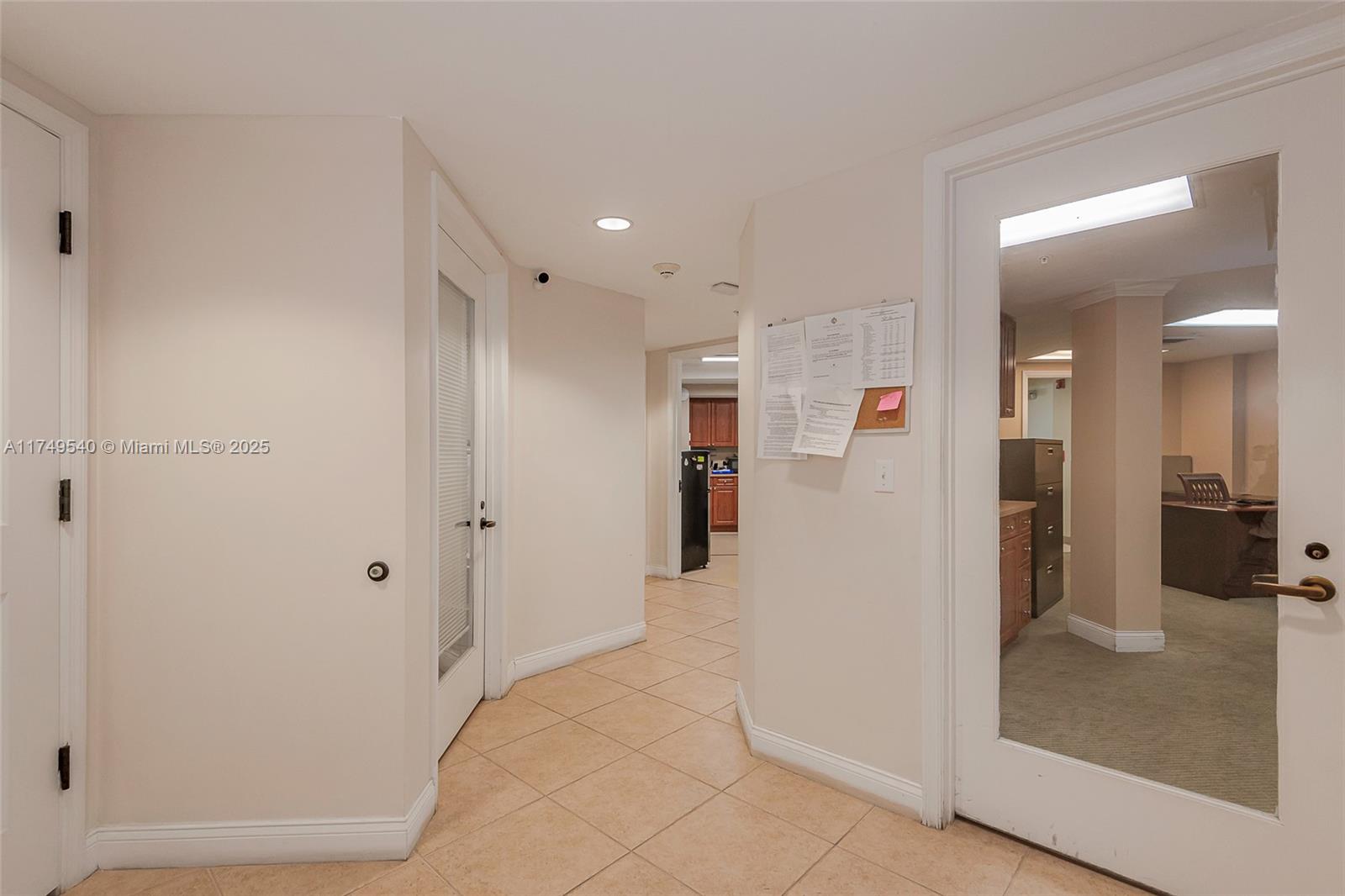 17100 N Bay Property Photo 16
