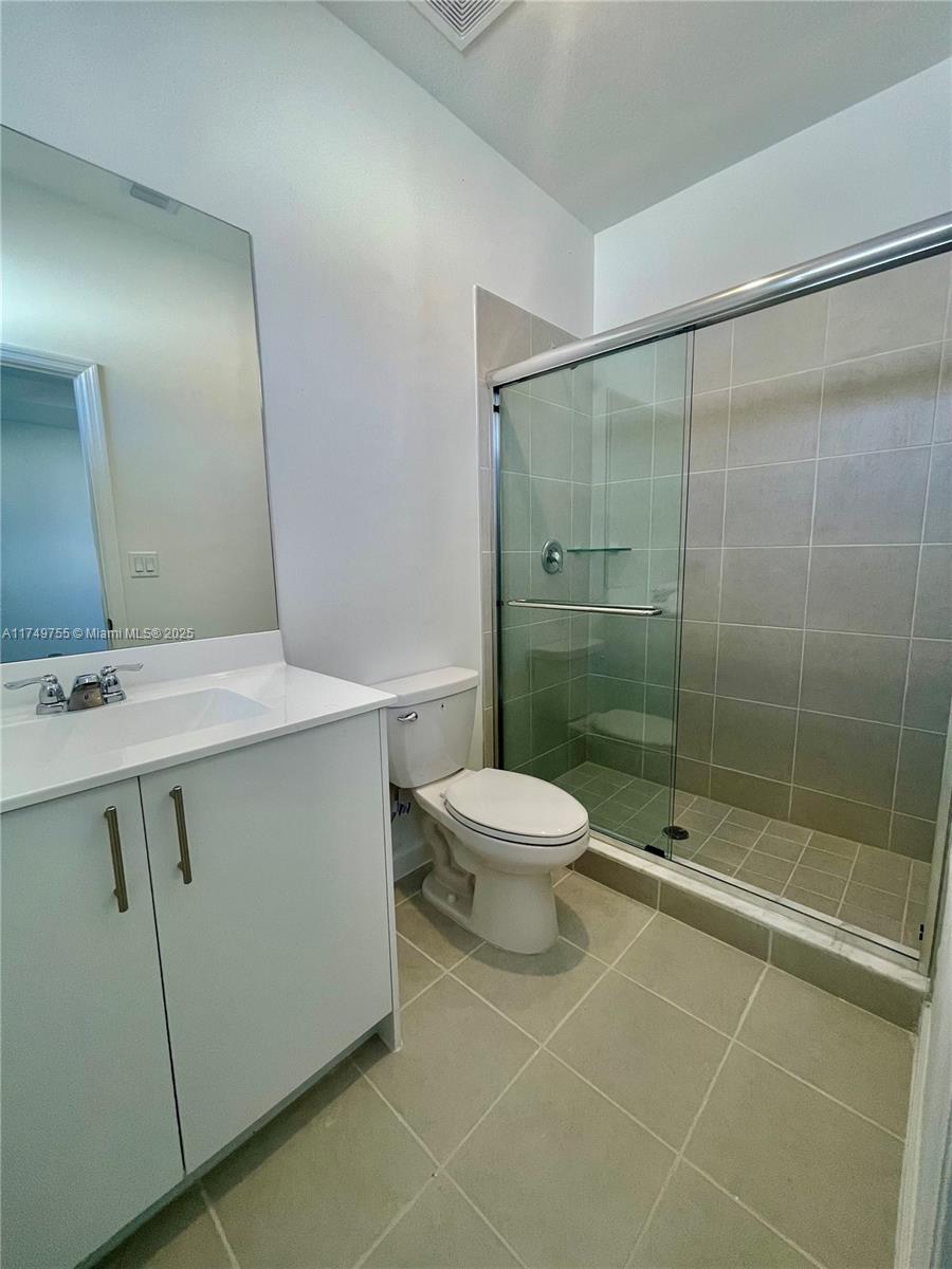 2882 Se 26 Terrace . Property Photo 14