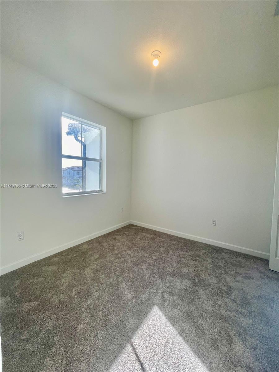 2882 Se 26 Terrace . Property Photo 17