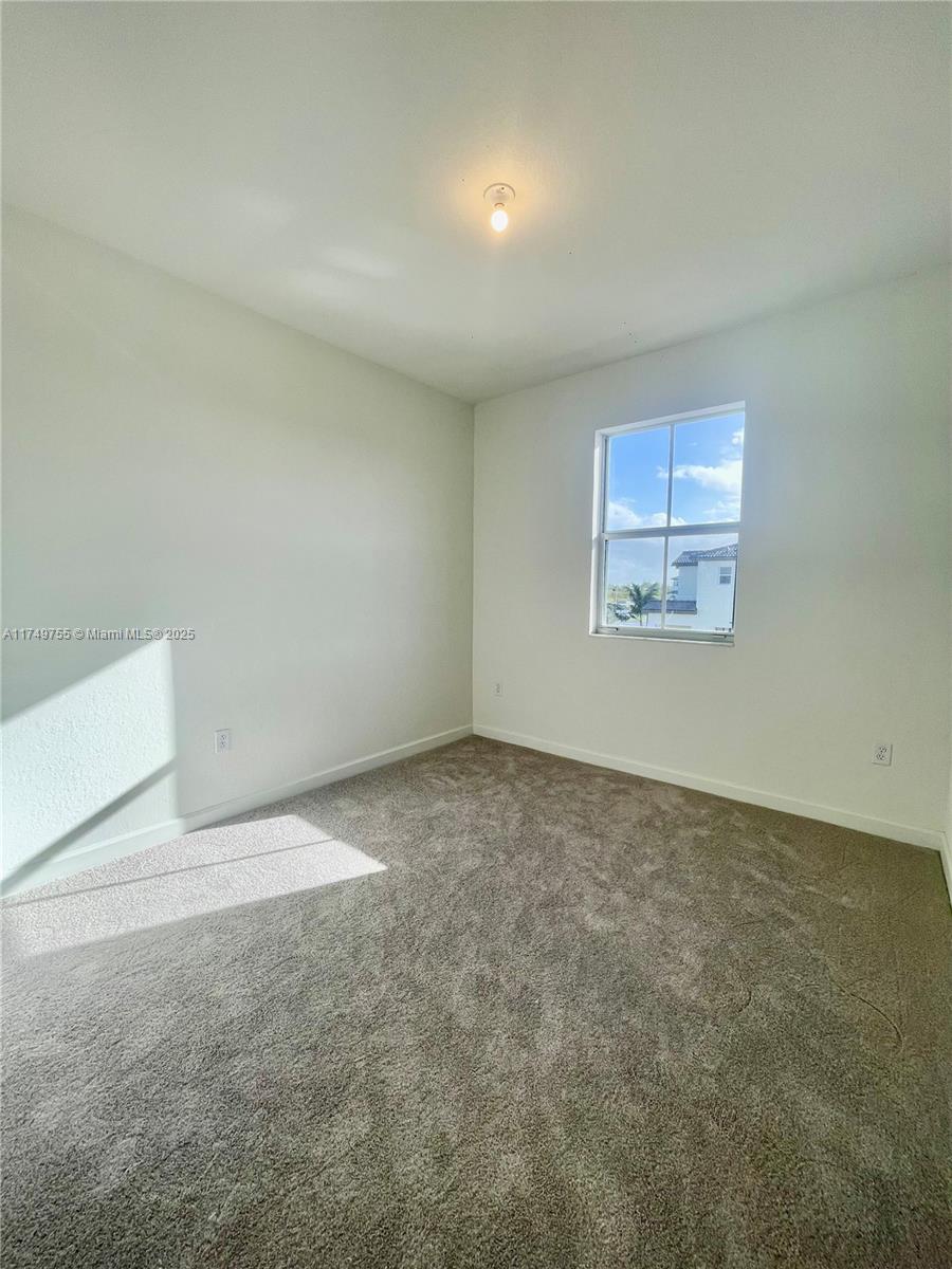 2882 Se 26 Terrace . Property Photo 18