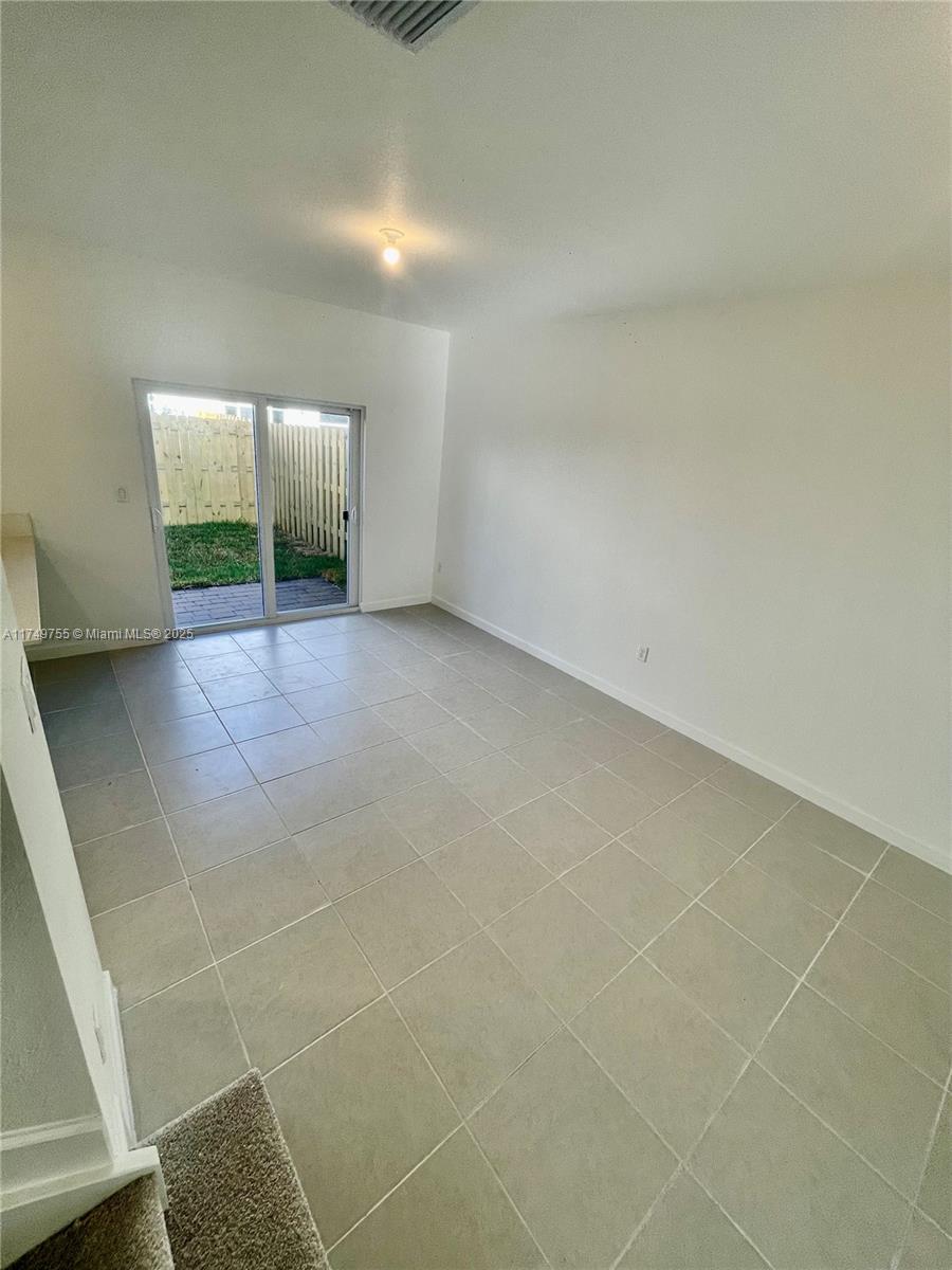 2882 Se 26 Terrace . Property Photo 20