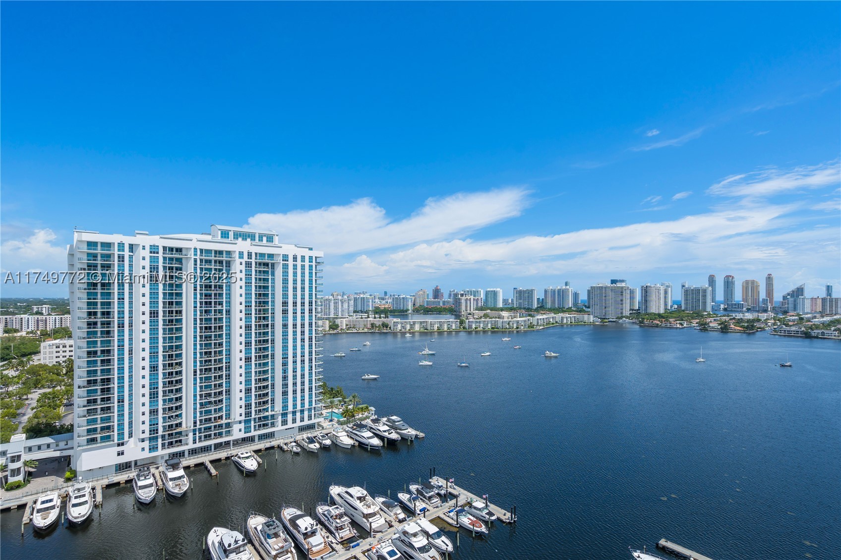 17111 Biscayne Blvd 2001 Property Photo 3