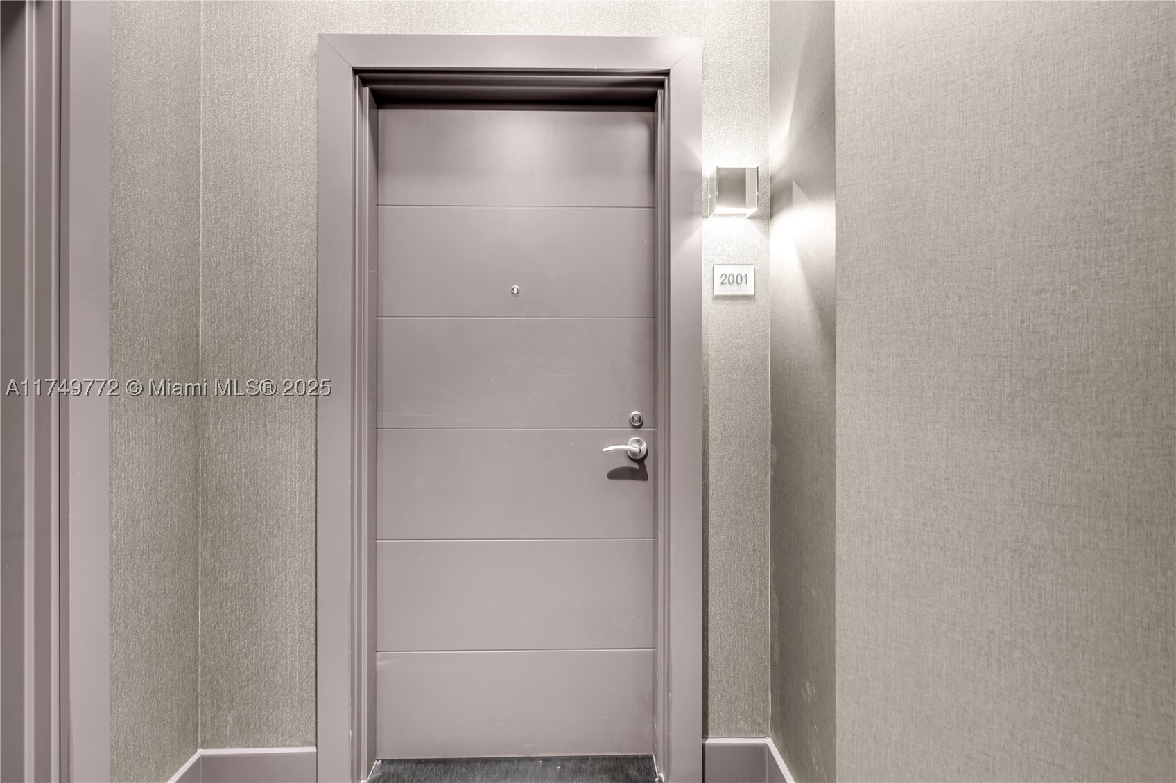 17111 Biscayne Blvd 2001 Property Photo 7