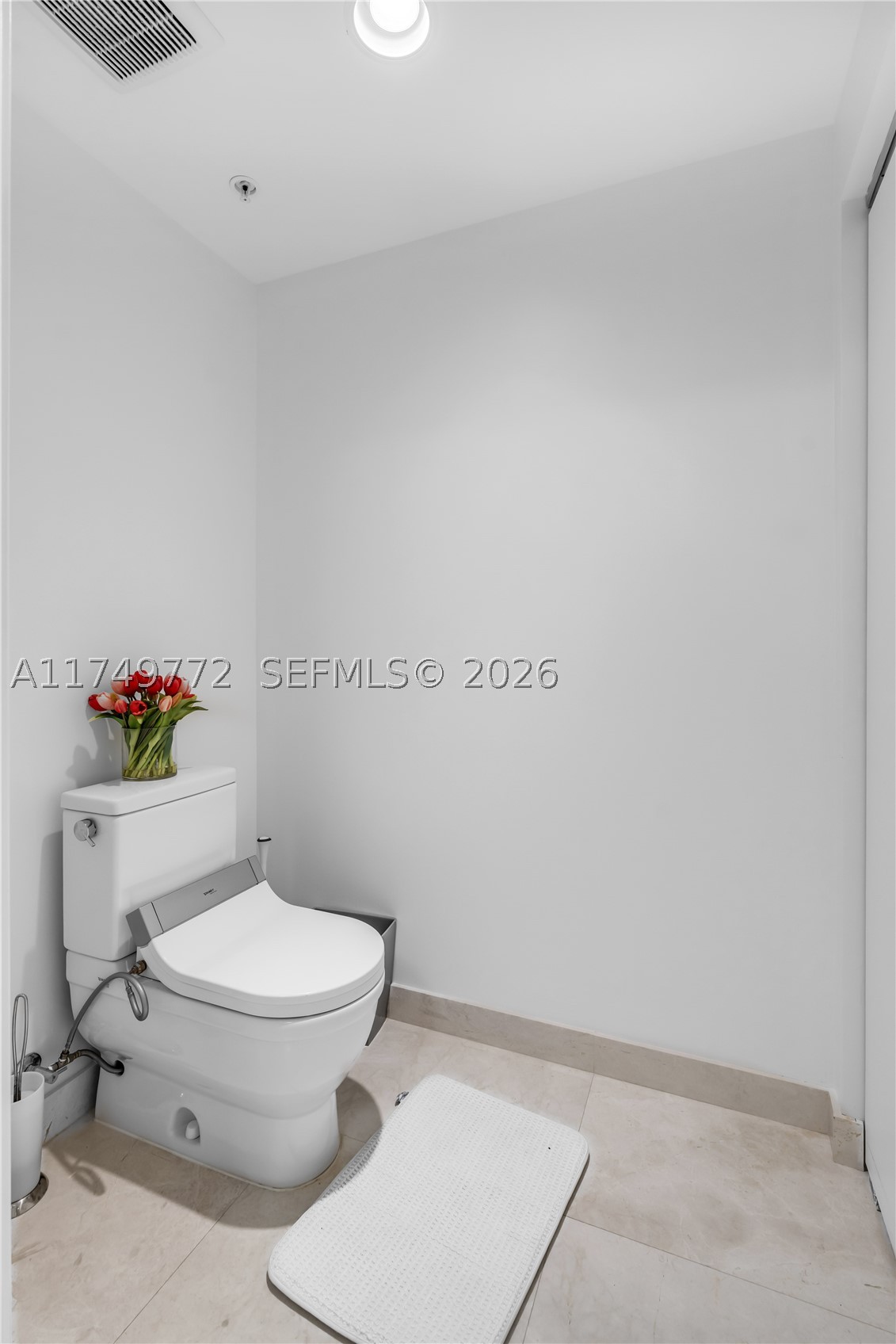 17111 Biscayne Blvd 2001 Property Photo 23