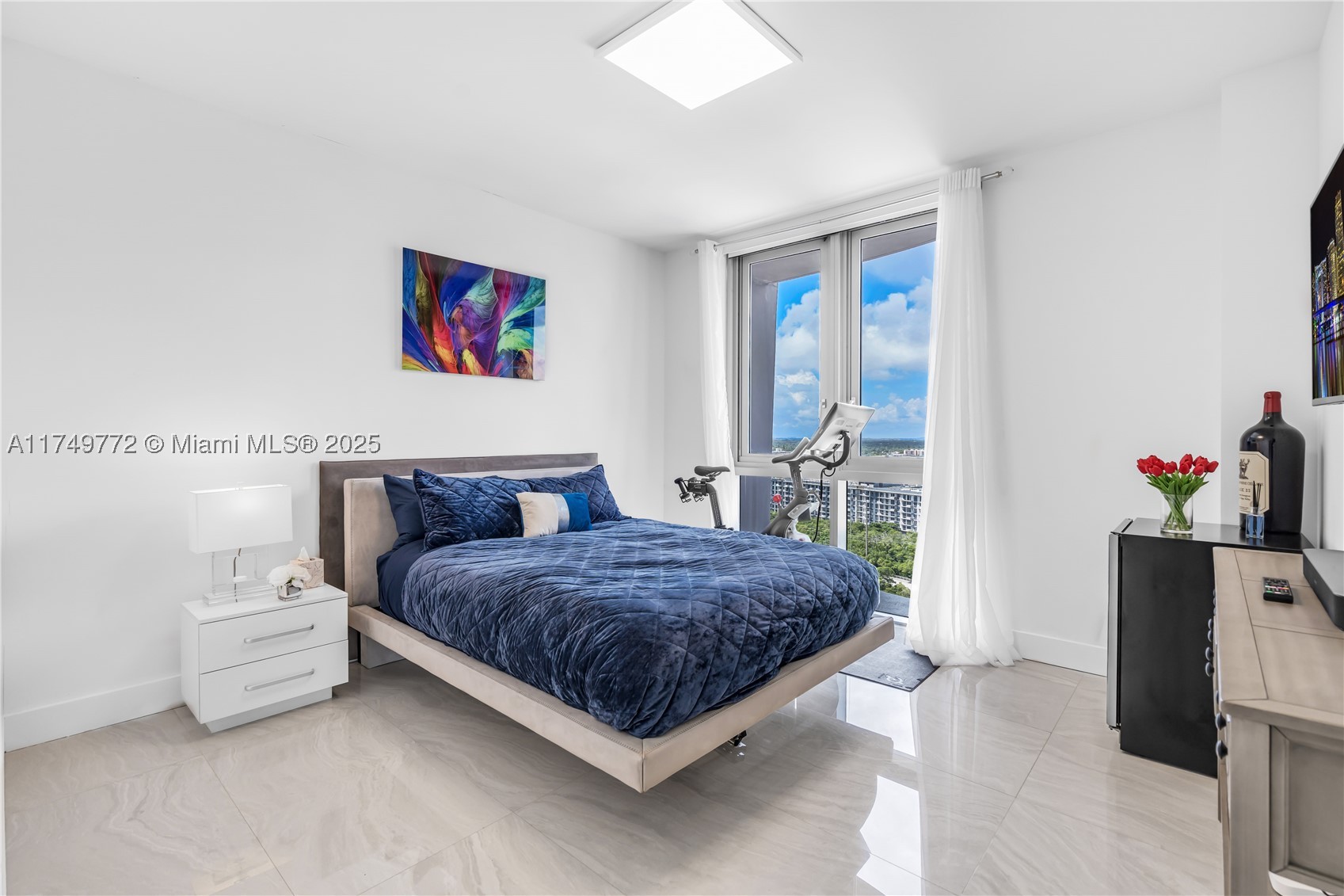 17111 Biscayne Blvd 2001 Property Photo 25