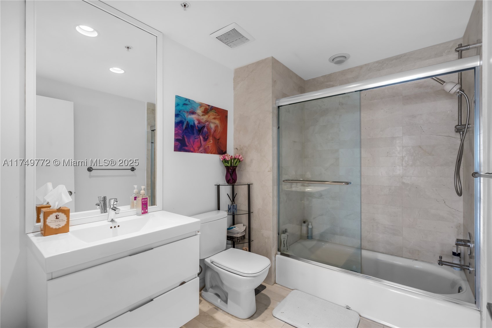 17111 Biscayne Blvd 2001 Property Photo 27