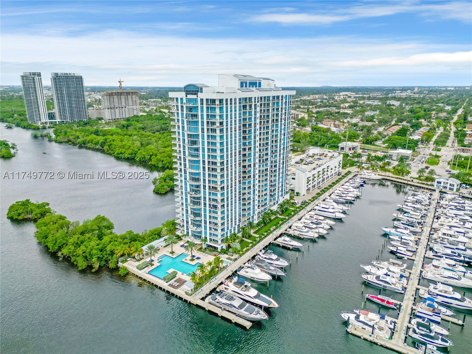 17111 Biscayne Blvd 2001 Property Photo 42